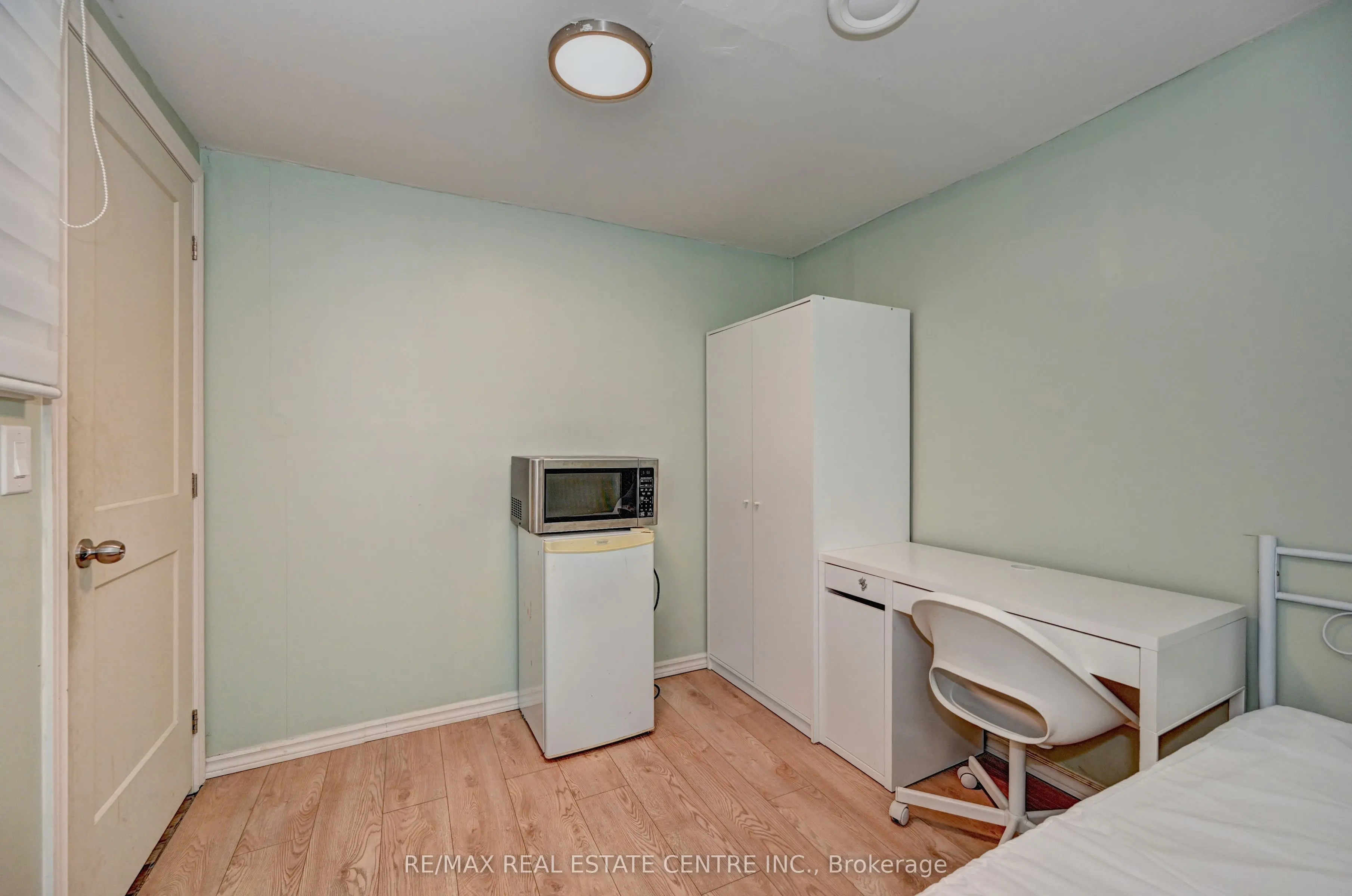 405 Keats Way #2