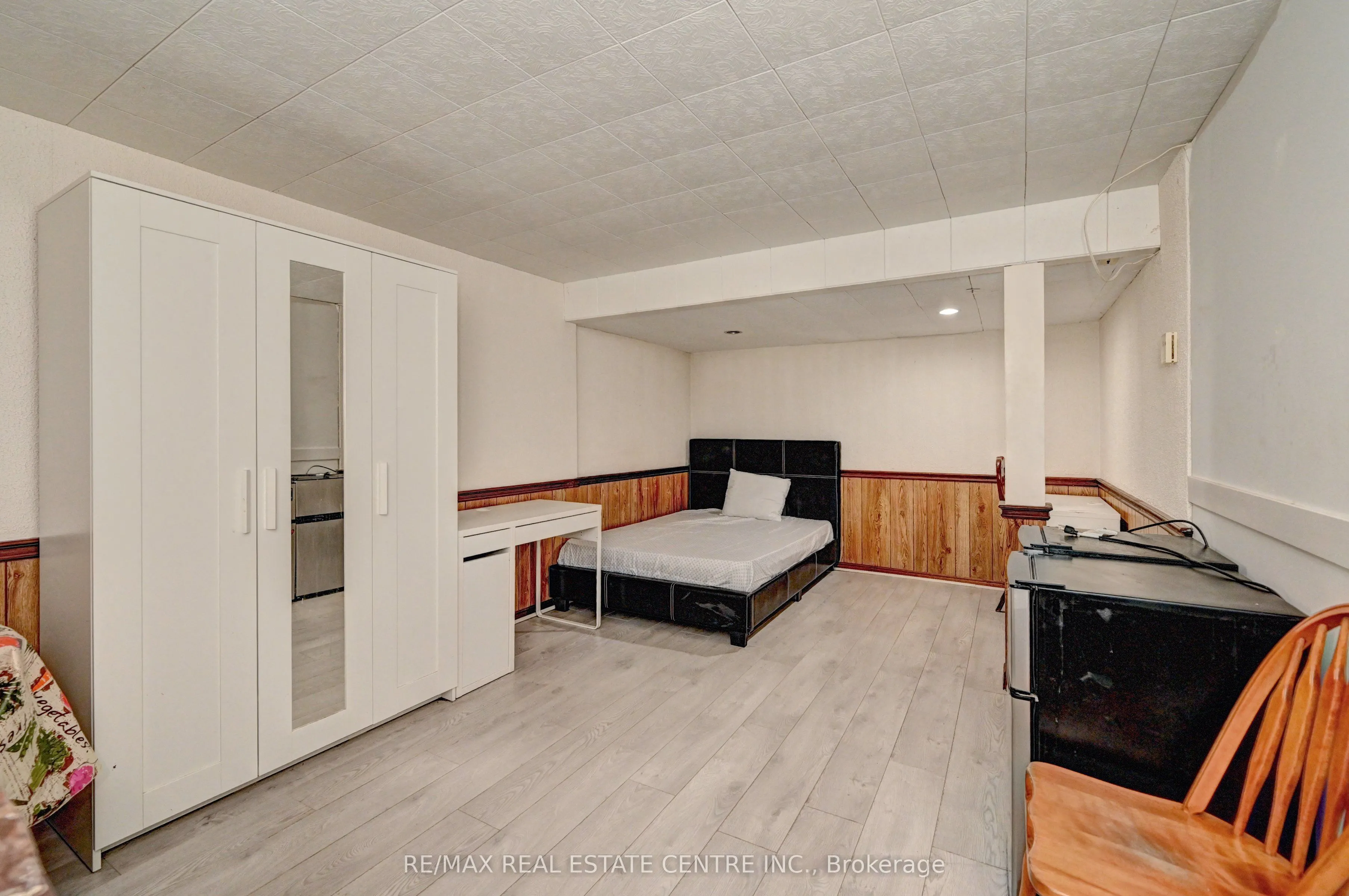 405 Keats Way #2