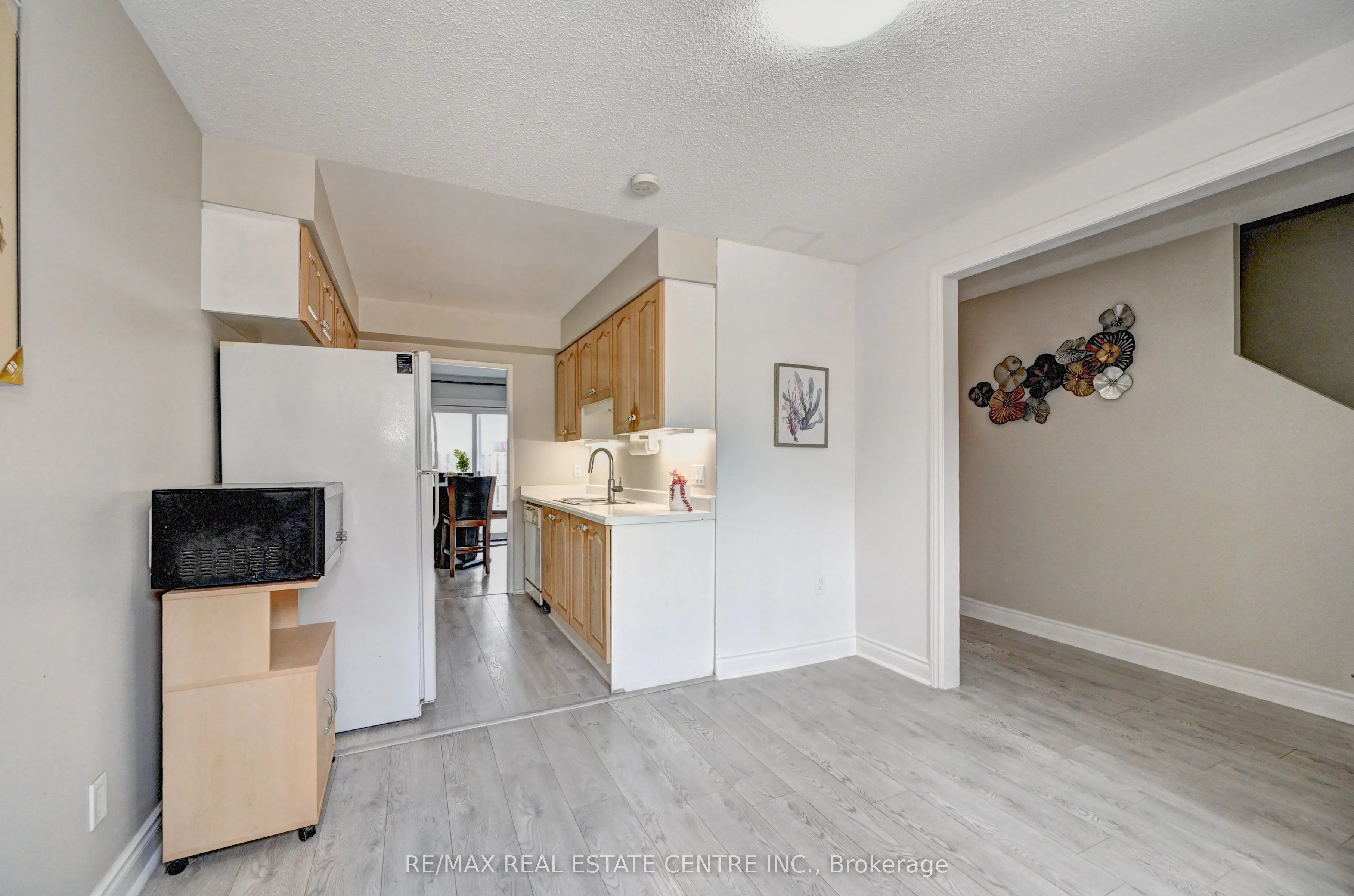 405 Keats Way #2
