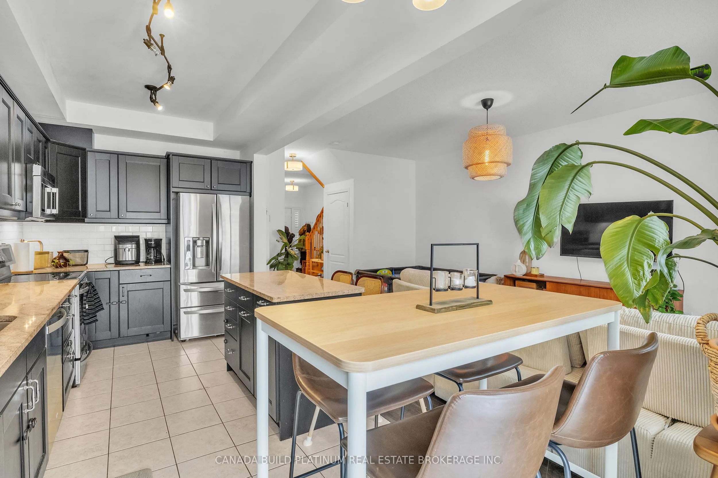 80 Palacebeach Trail