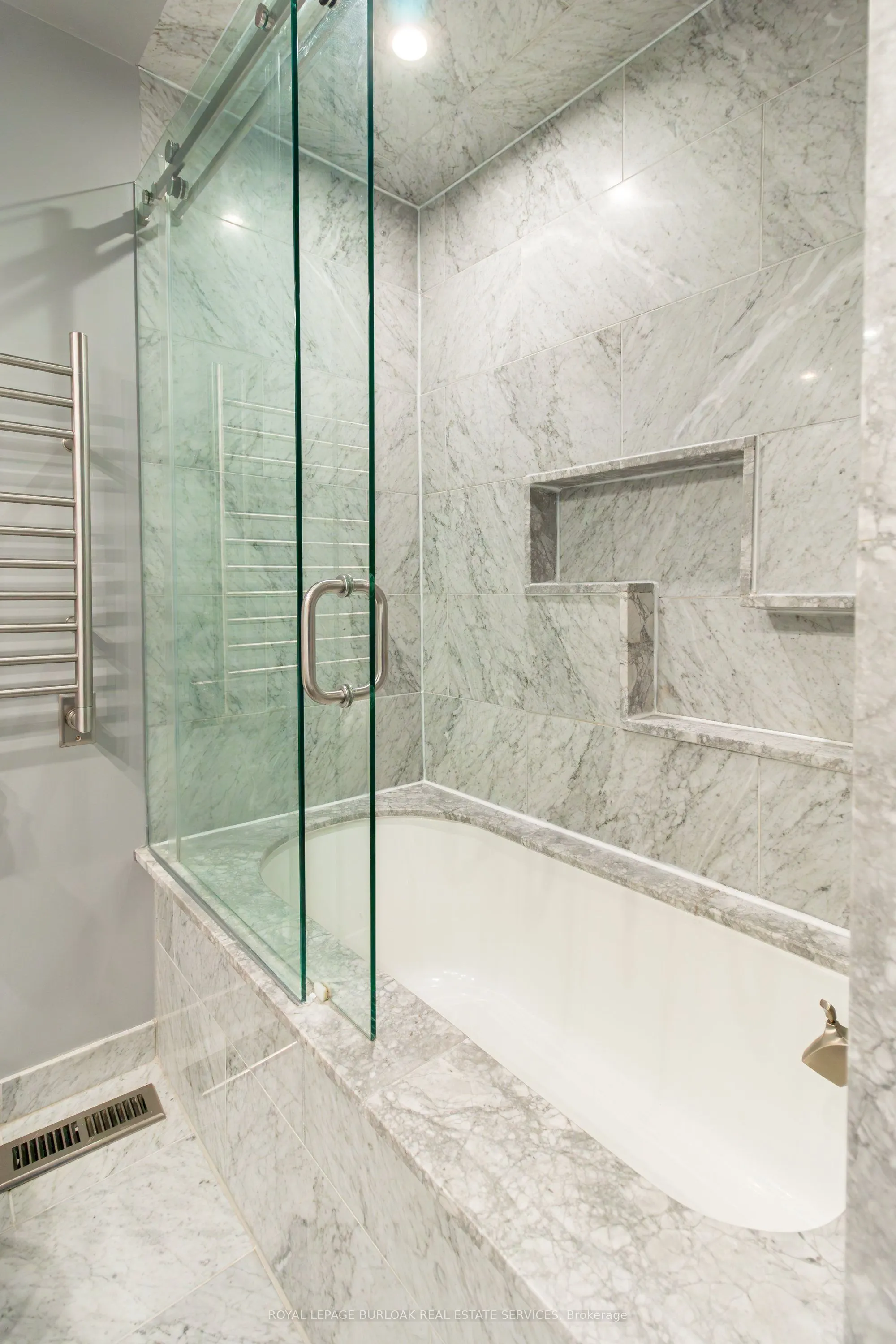 1155 Paramount Drive #22