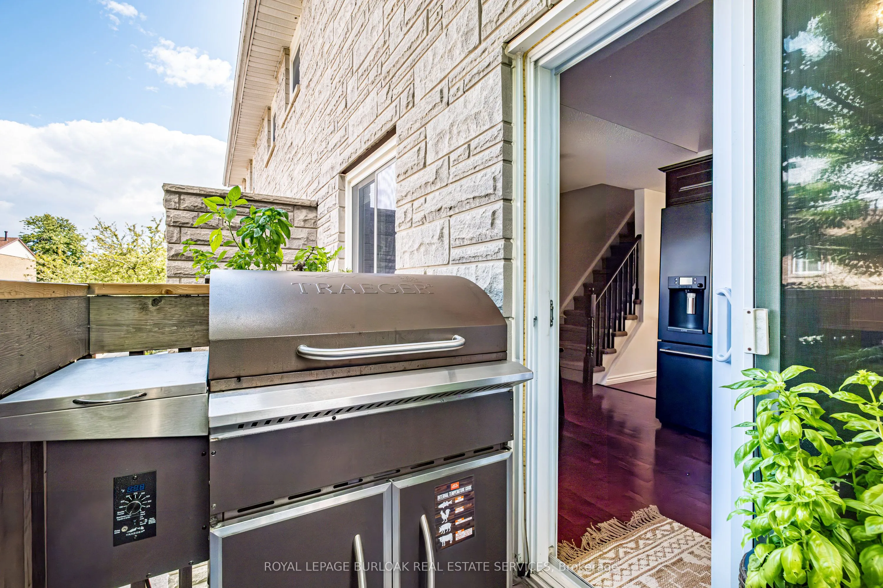 1155 Paramount Drive #22