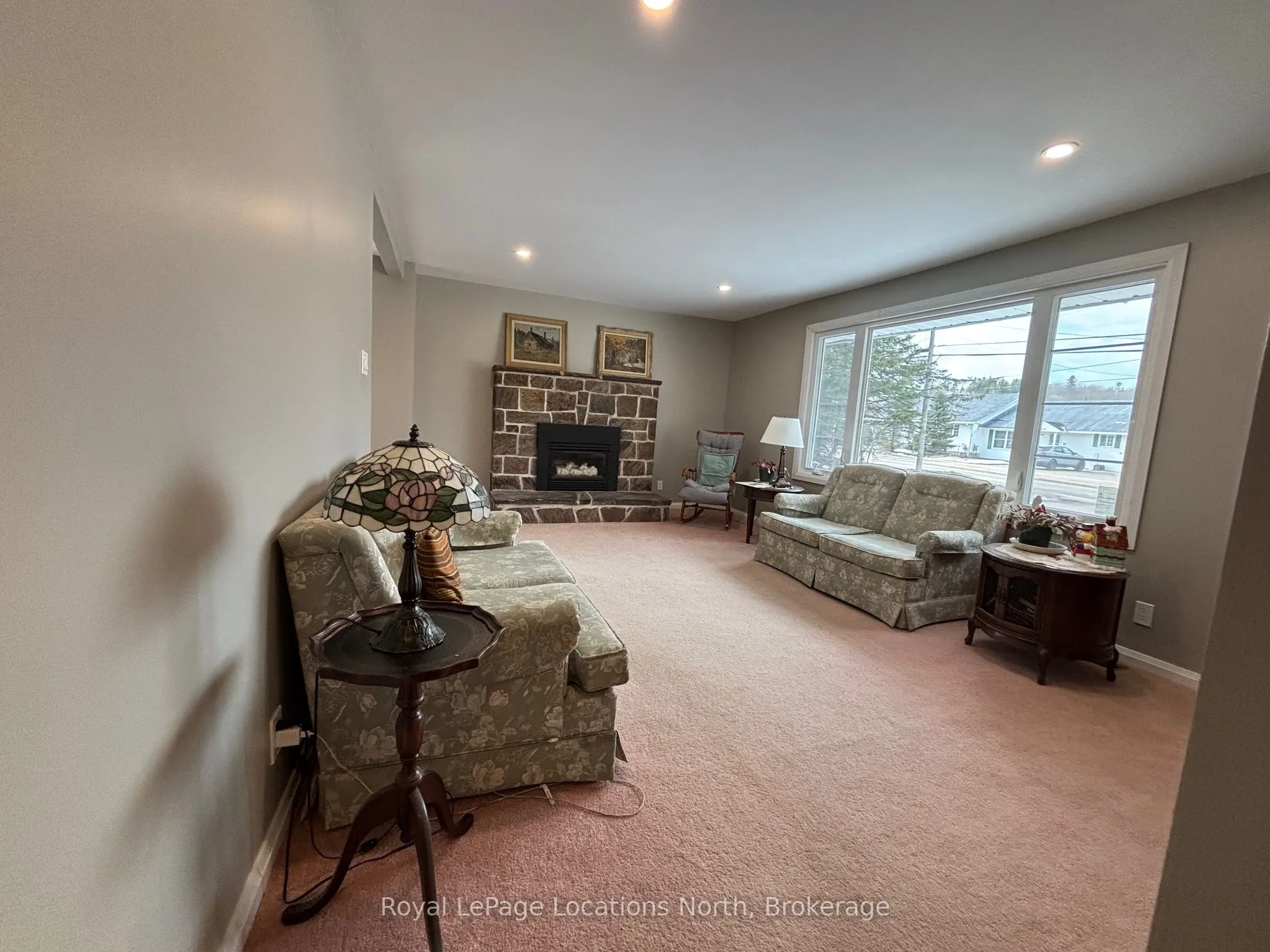 272 Yonge Street