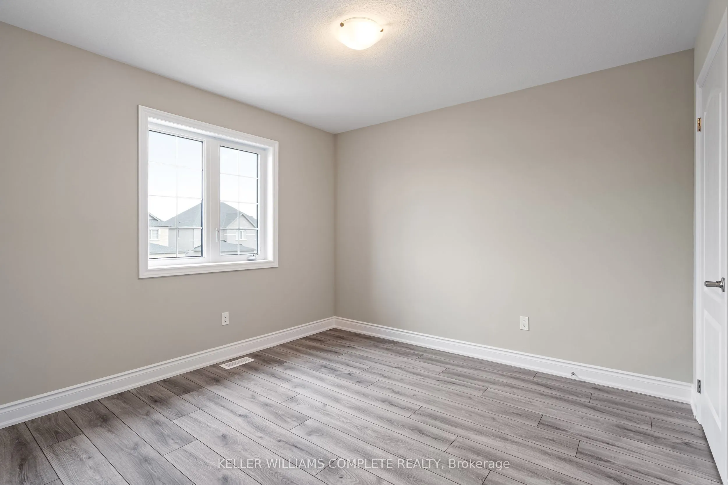 15 Venture Way