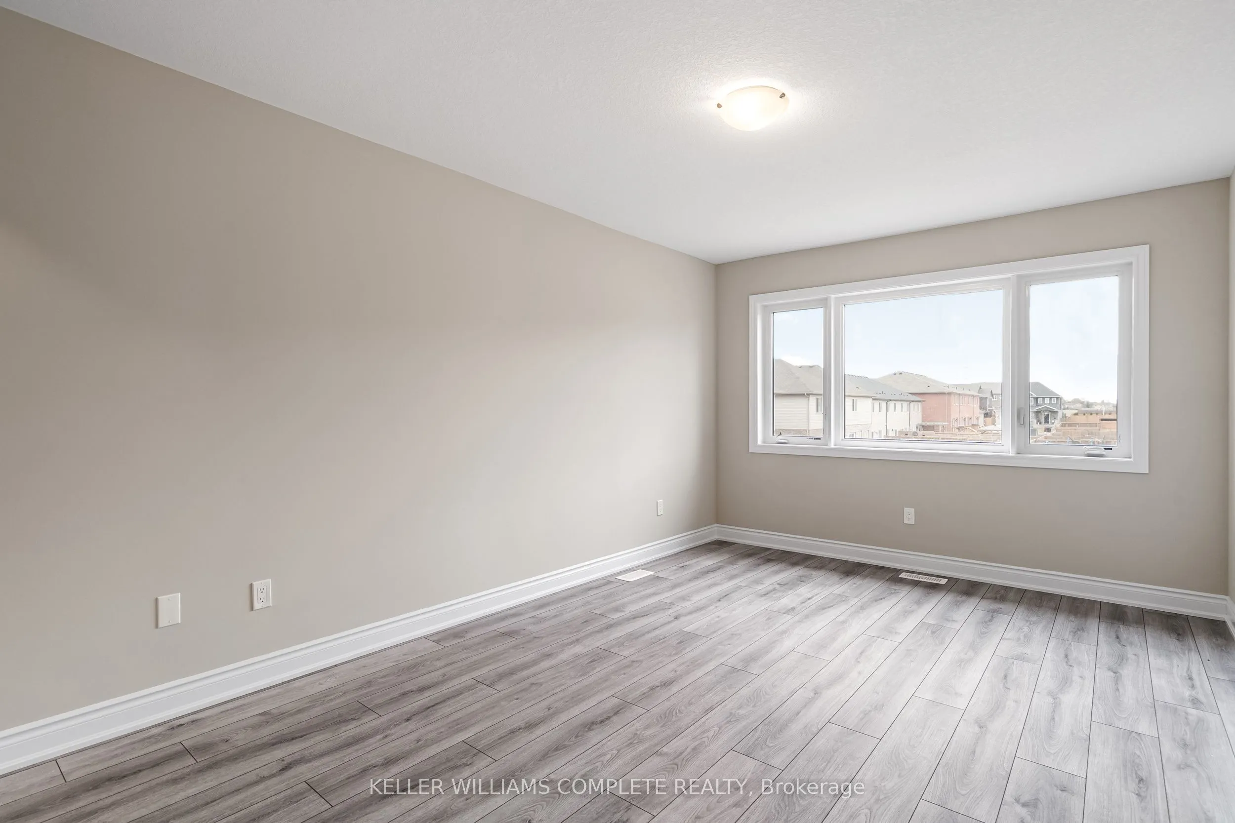 15 Venture Way