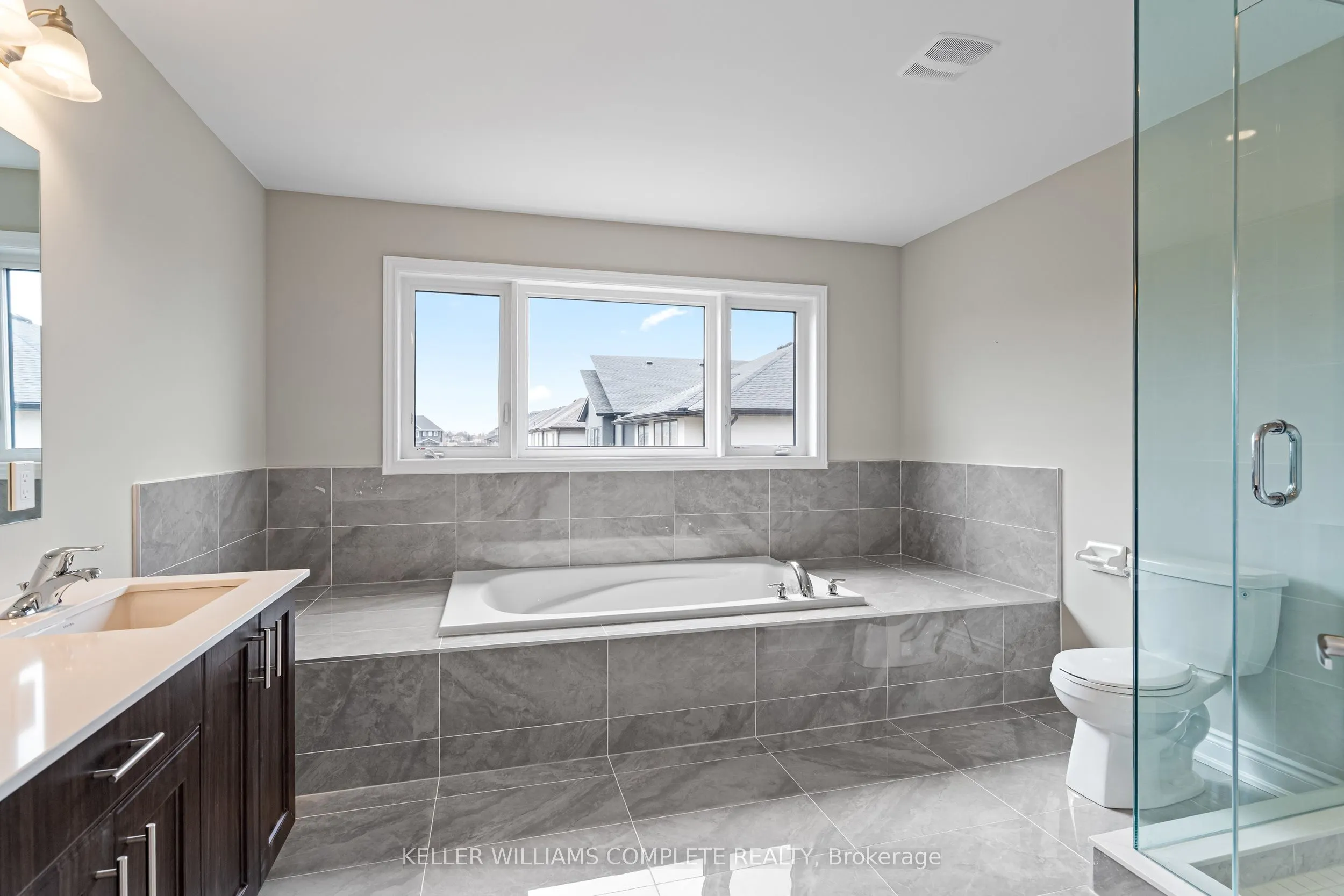 15 Venture Way