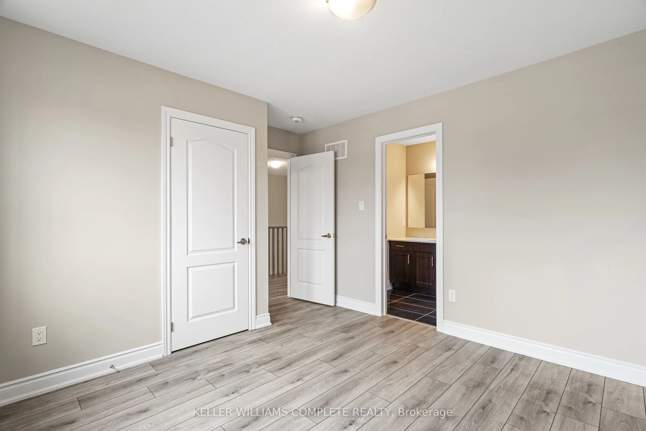 15 Venture Way