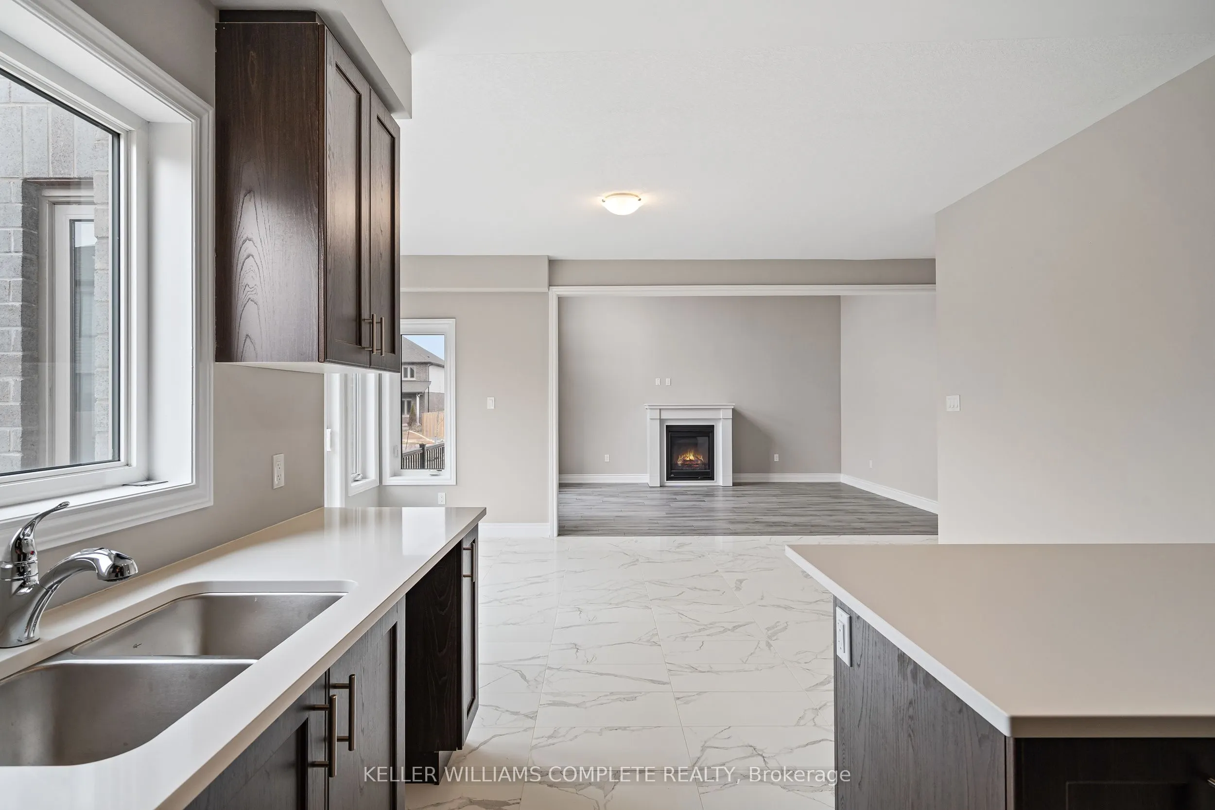 15 Venture Way