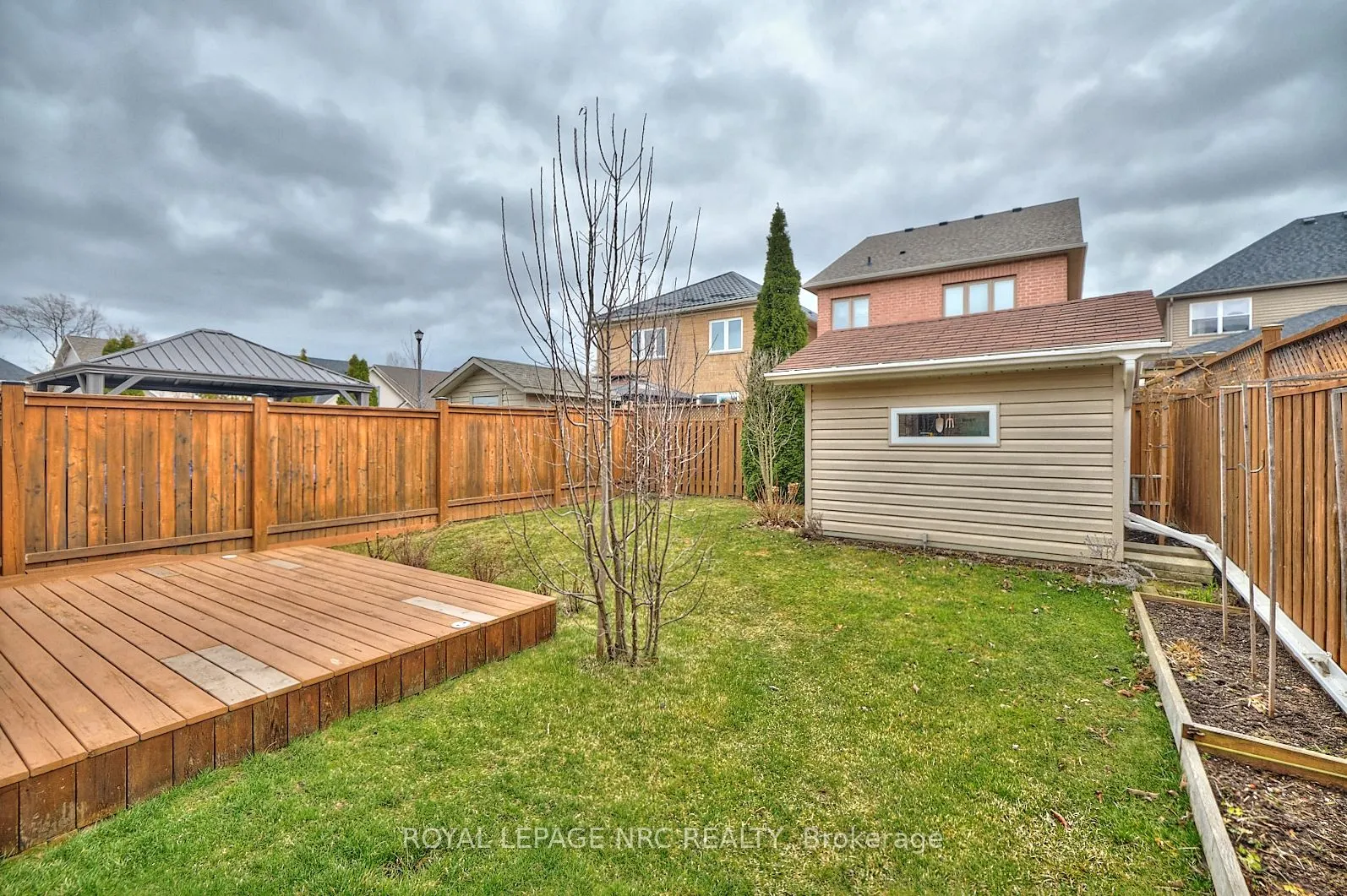 4 Alex Grant Place