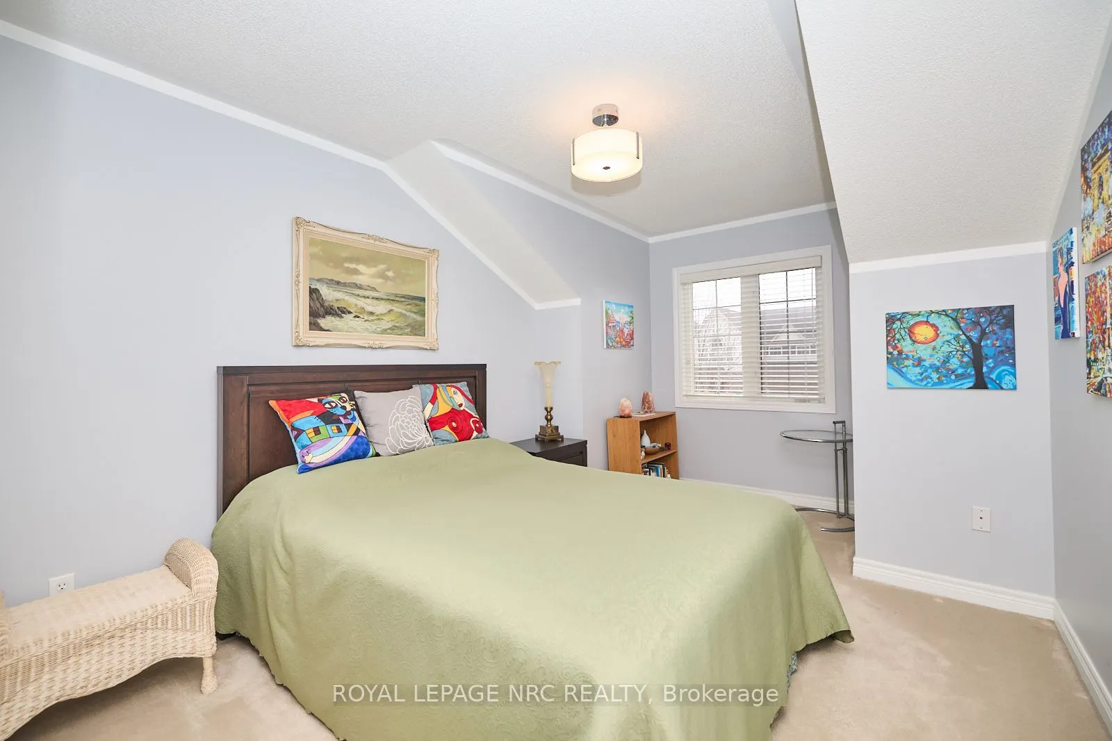 4 Alex Grant Place