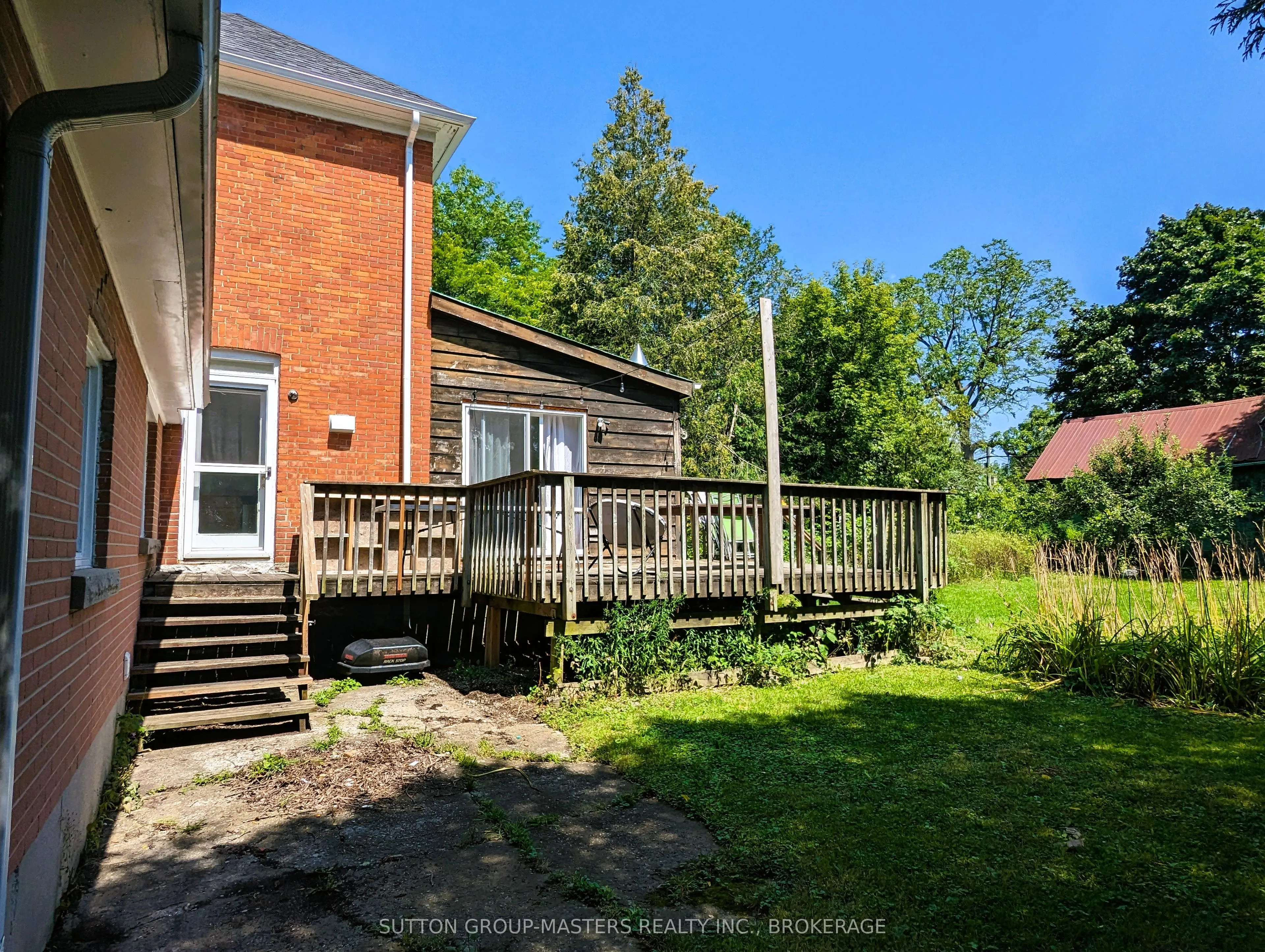 279 Frontenac Street