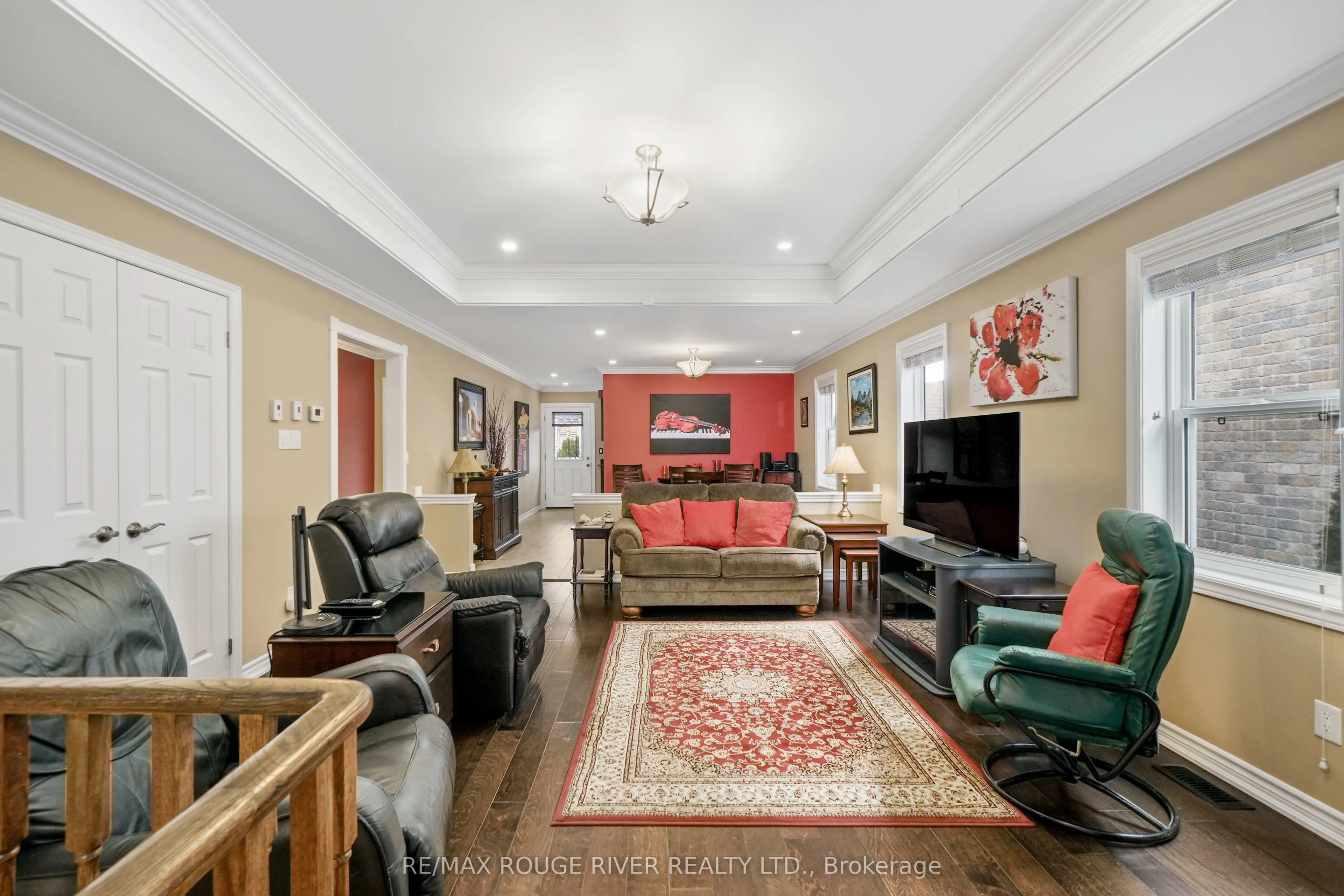 378 Lonsberry Drive