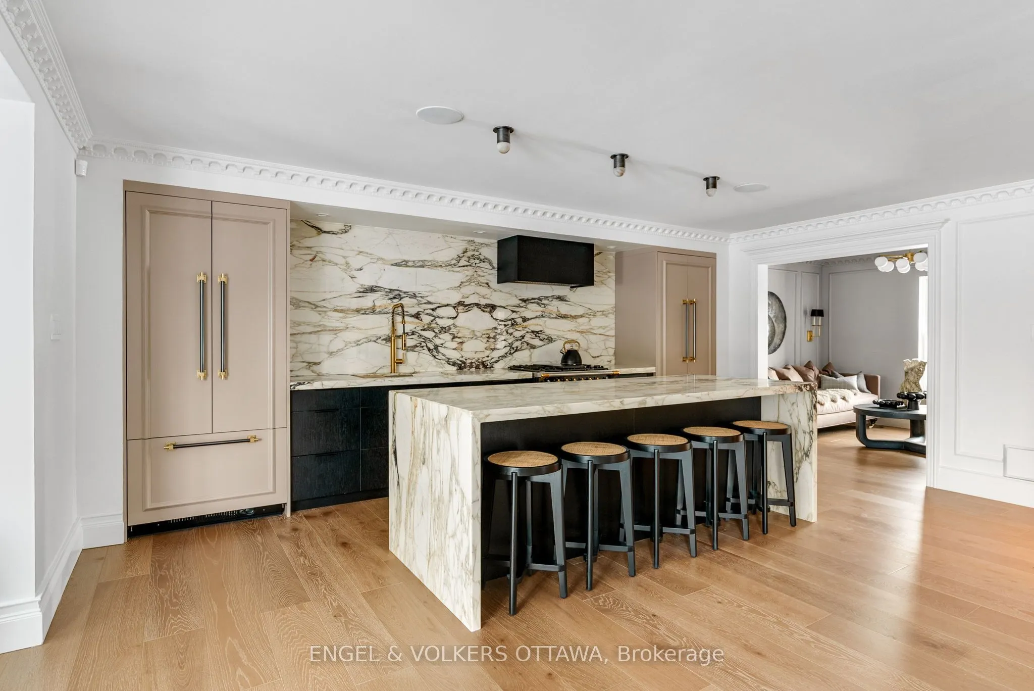 1041 BRANDYWINE Court