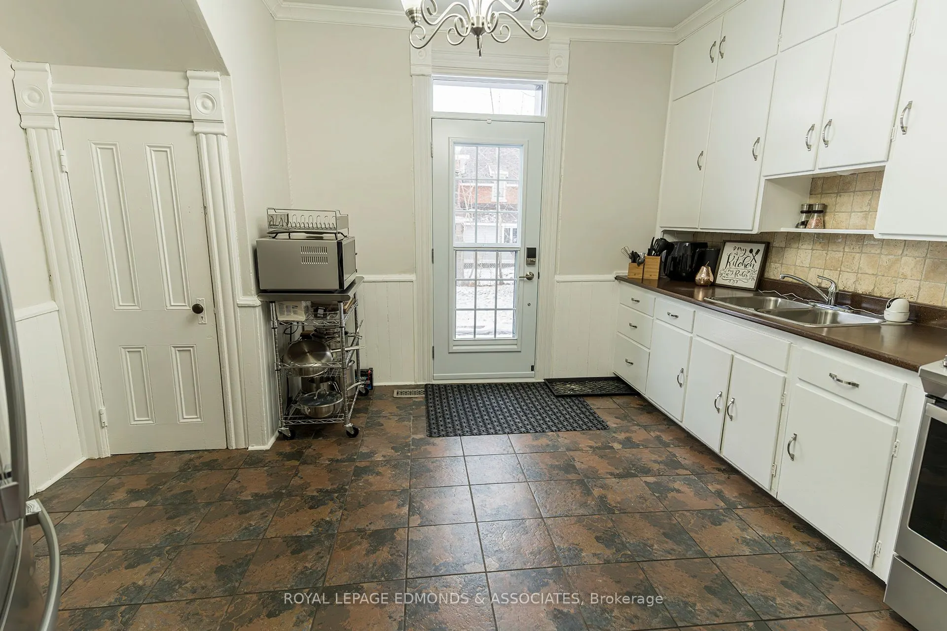 281 Trafalgar Road