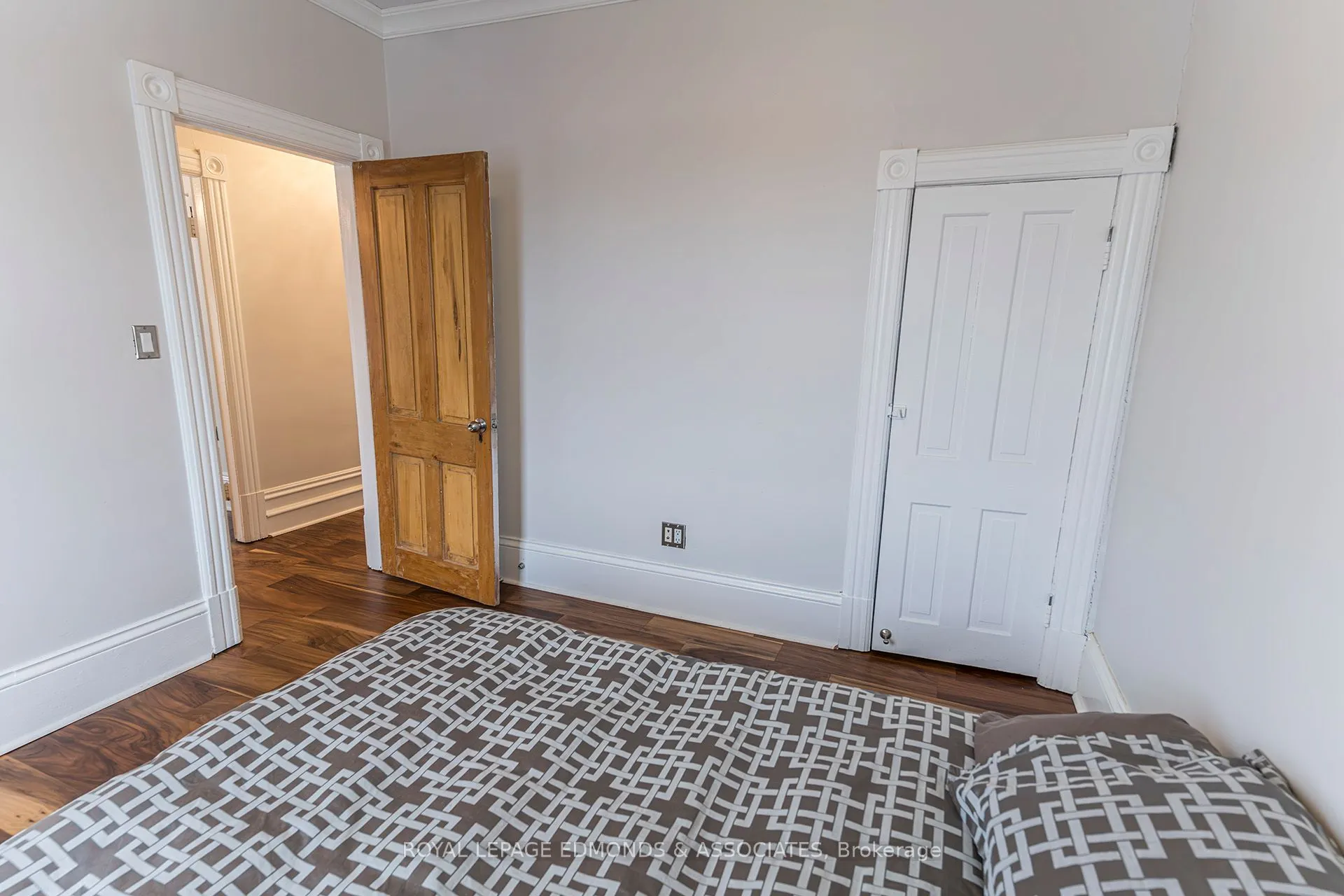 281 Trafalgar Road