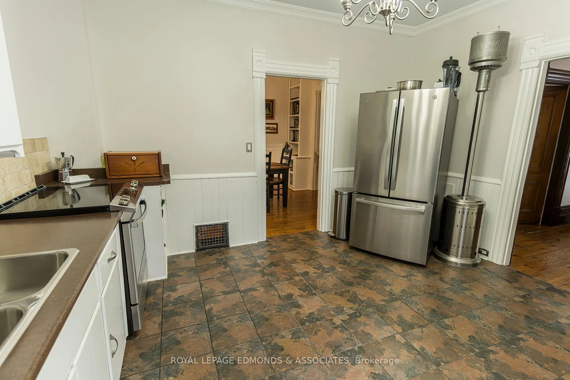 281 Trafalgar Road