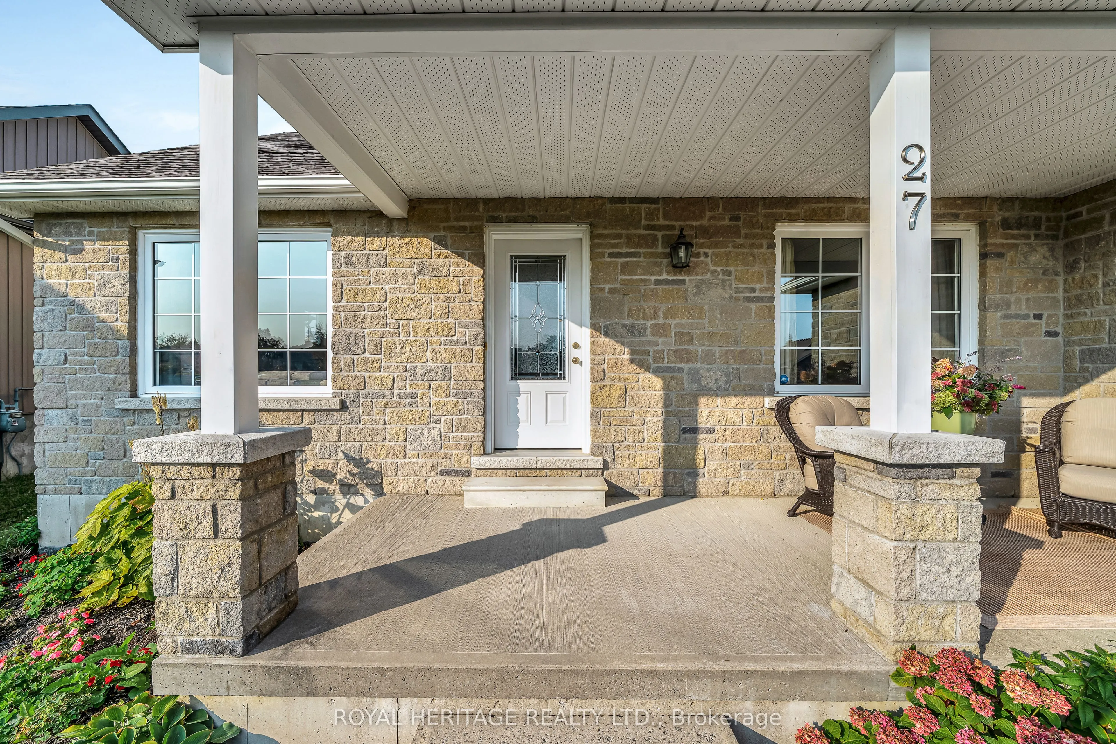 27 Cortland Crescent