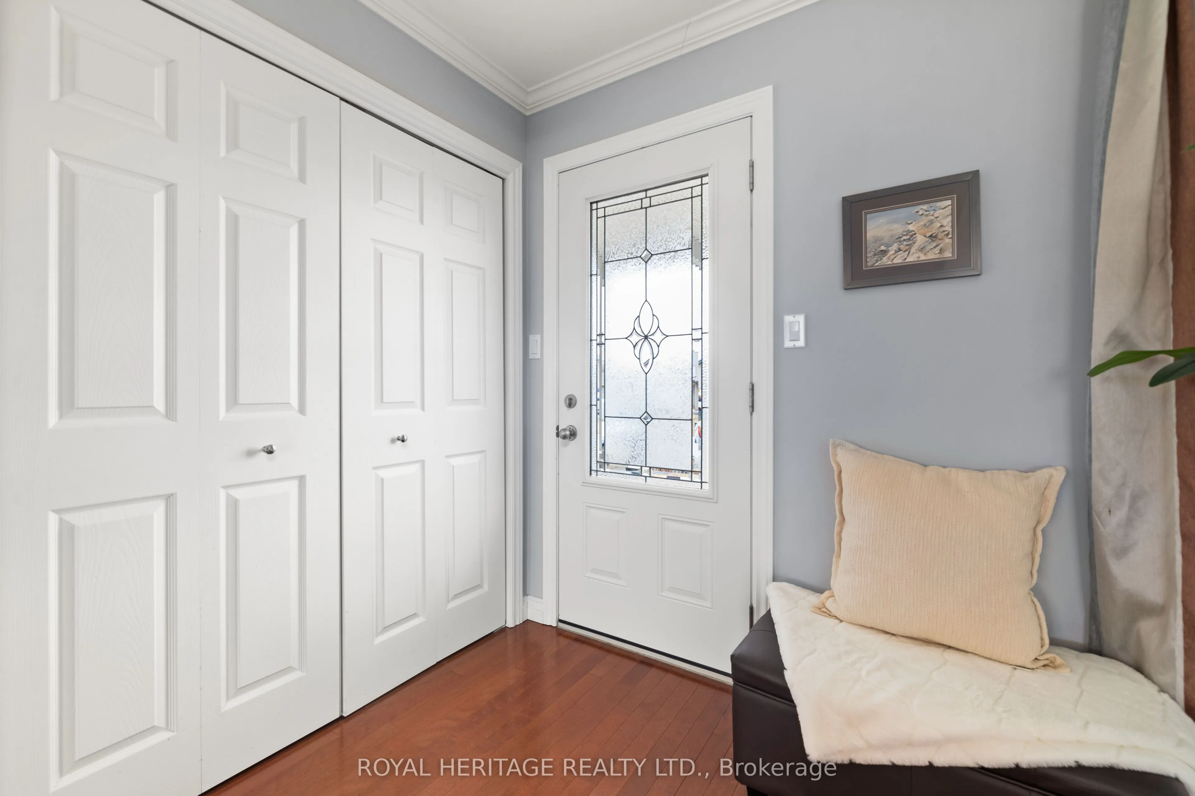 27 Cortland Crescent