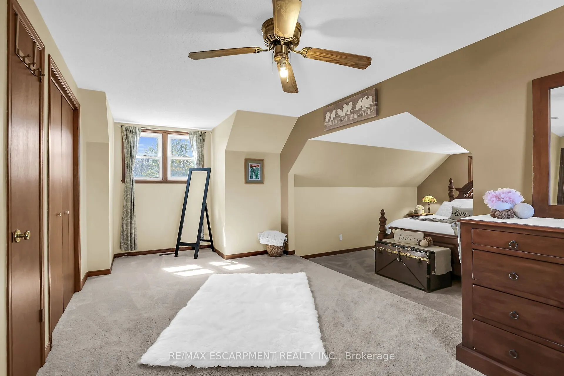 5001 Hillside Drive