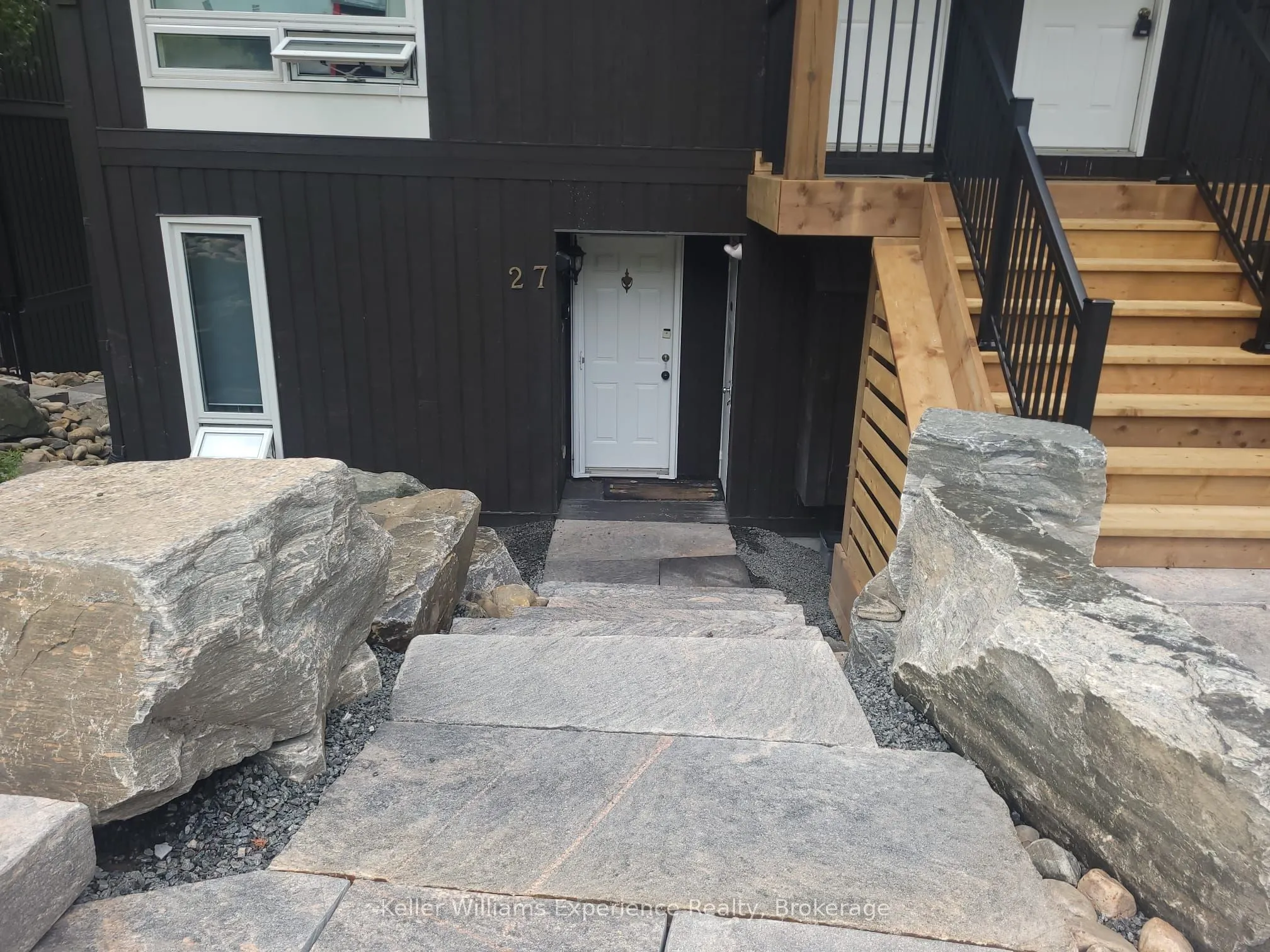 27 Turner Drive, #14