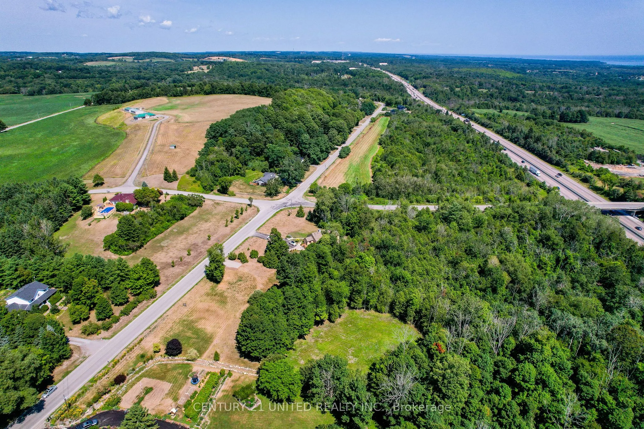 426 GULLY Road