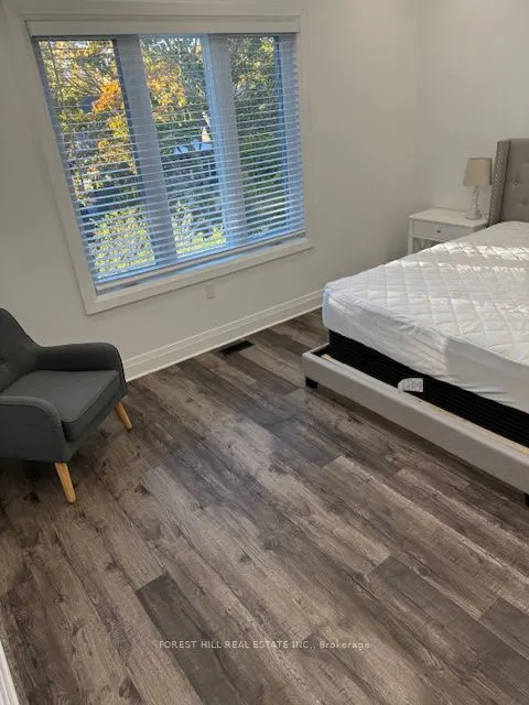 220 Collingwood Street