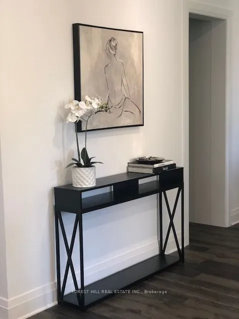 220 Collingwood Street