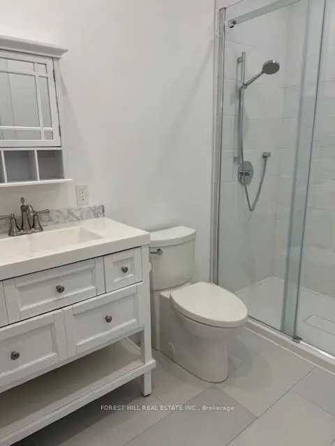 220 Collingwood Street