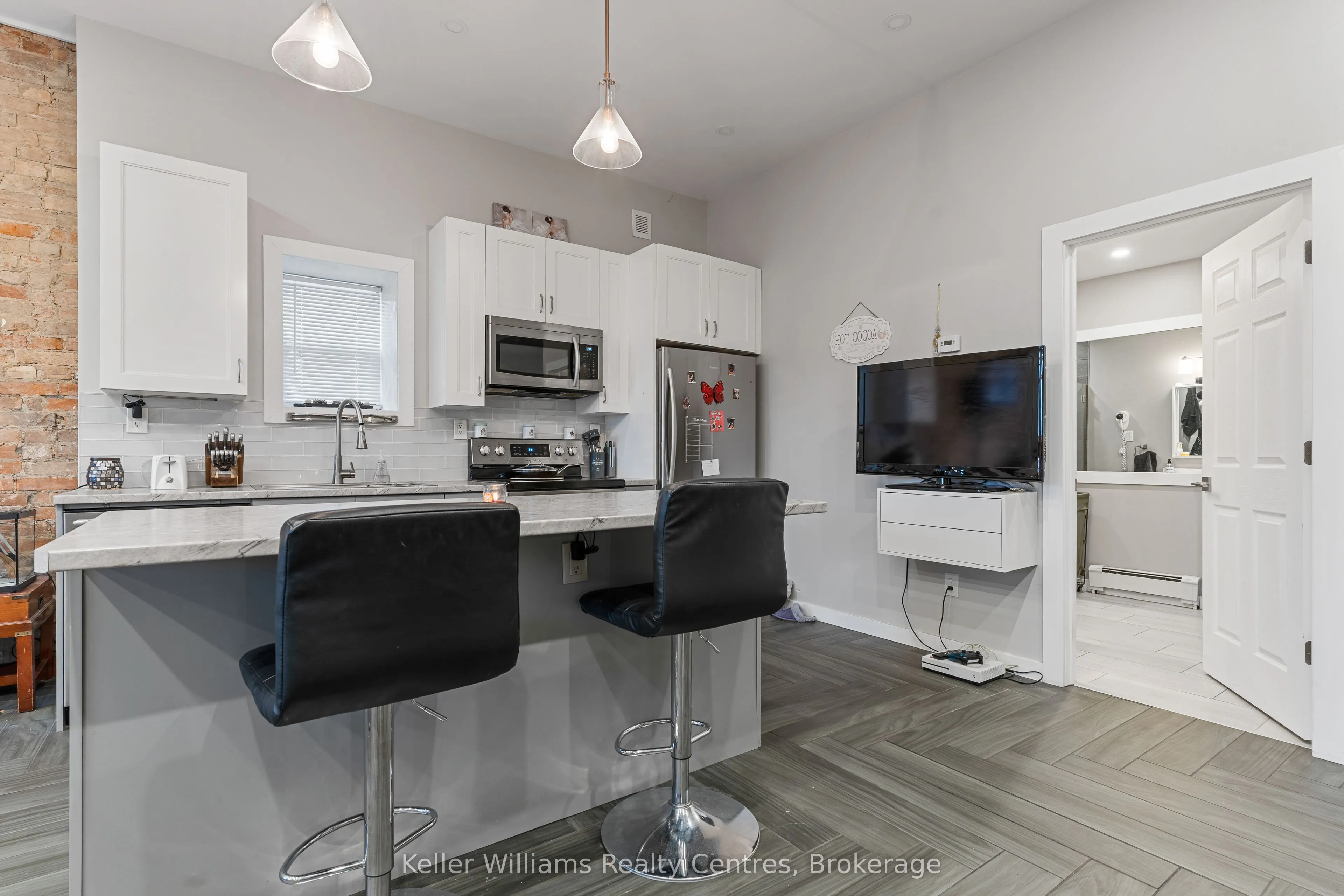 314 8th Street E