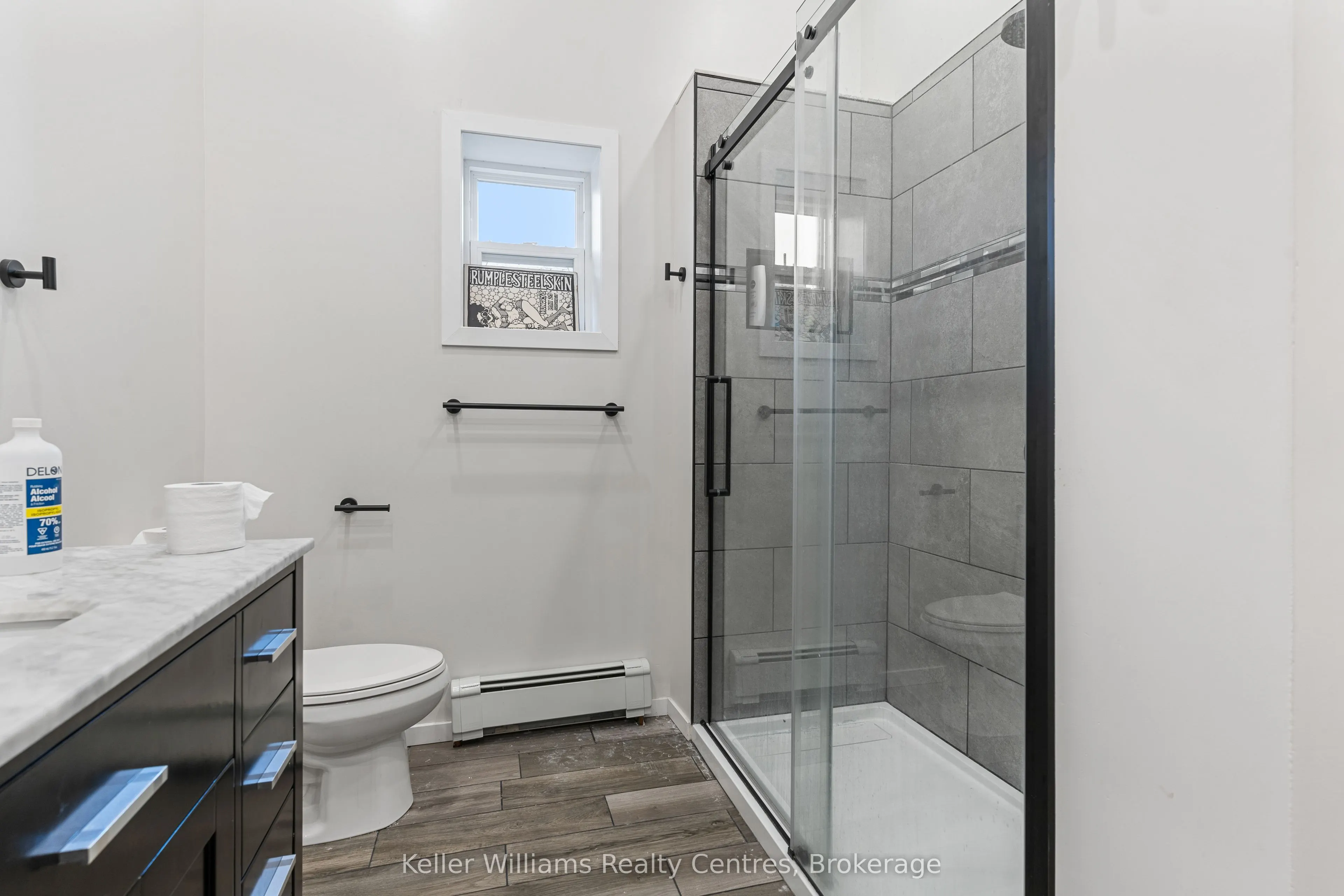 314 8th Street E
