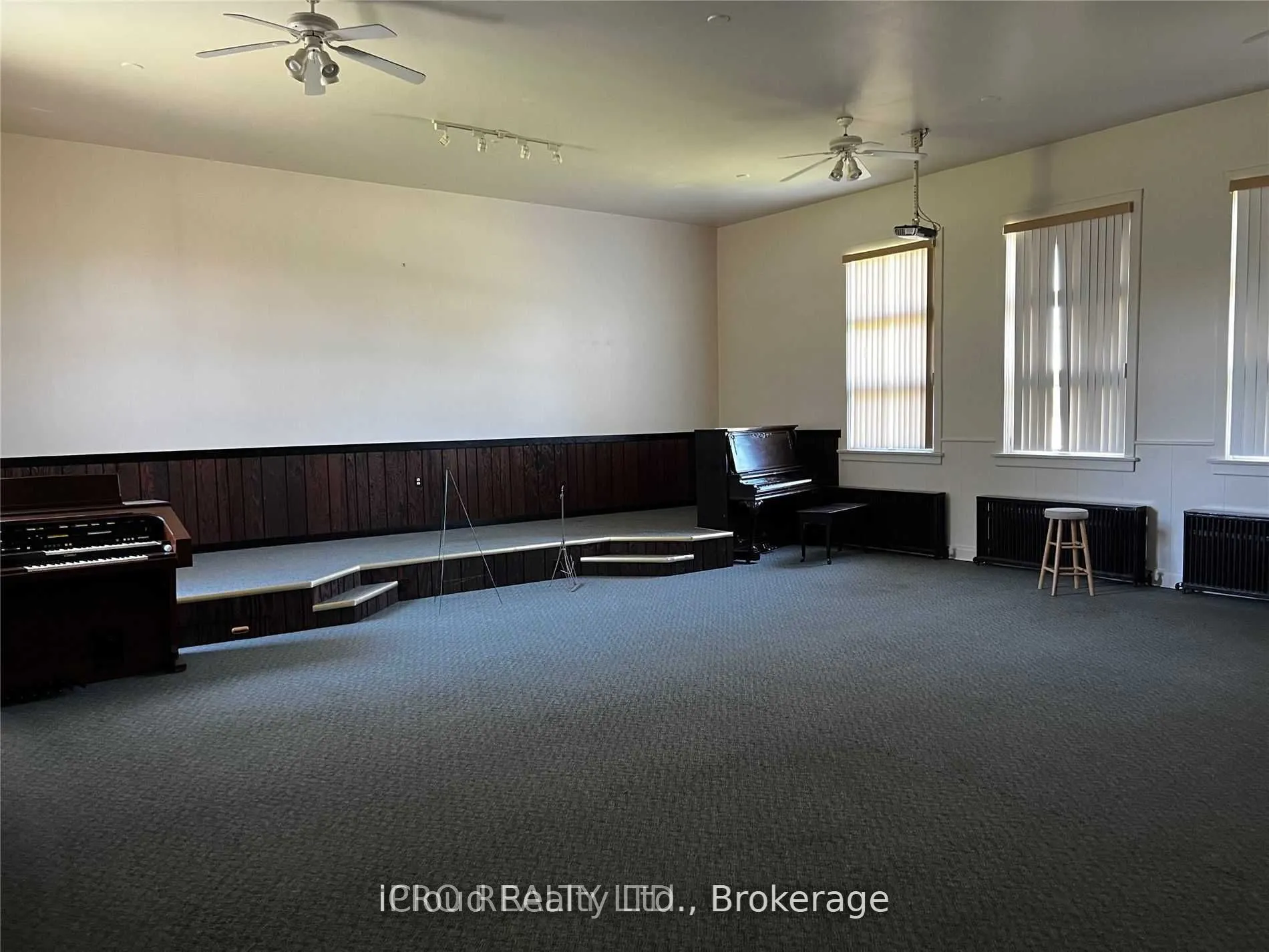 10611 Highway 3