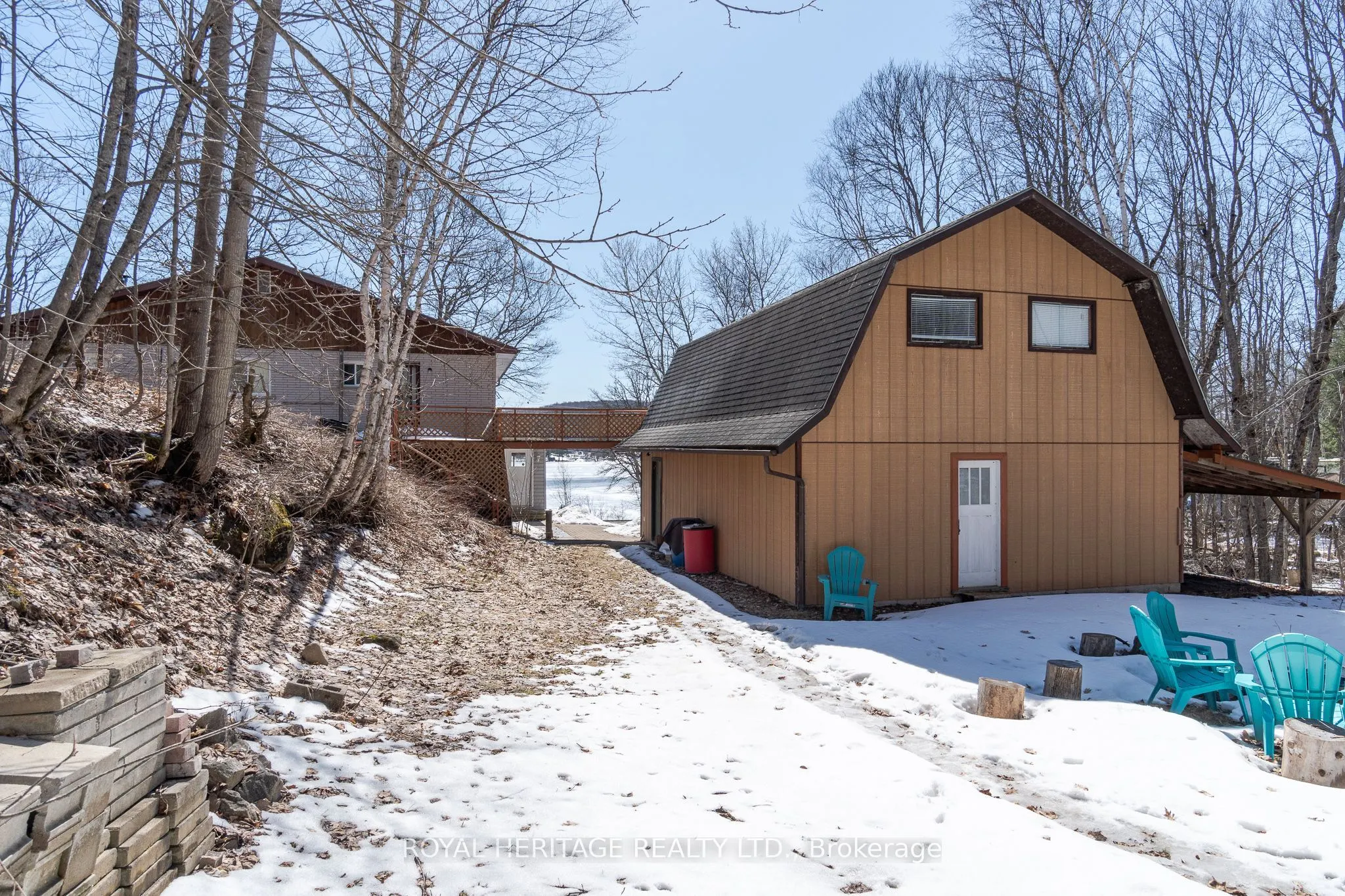 933 FERGUSON Road
