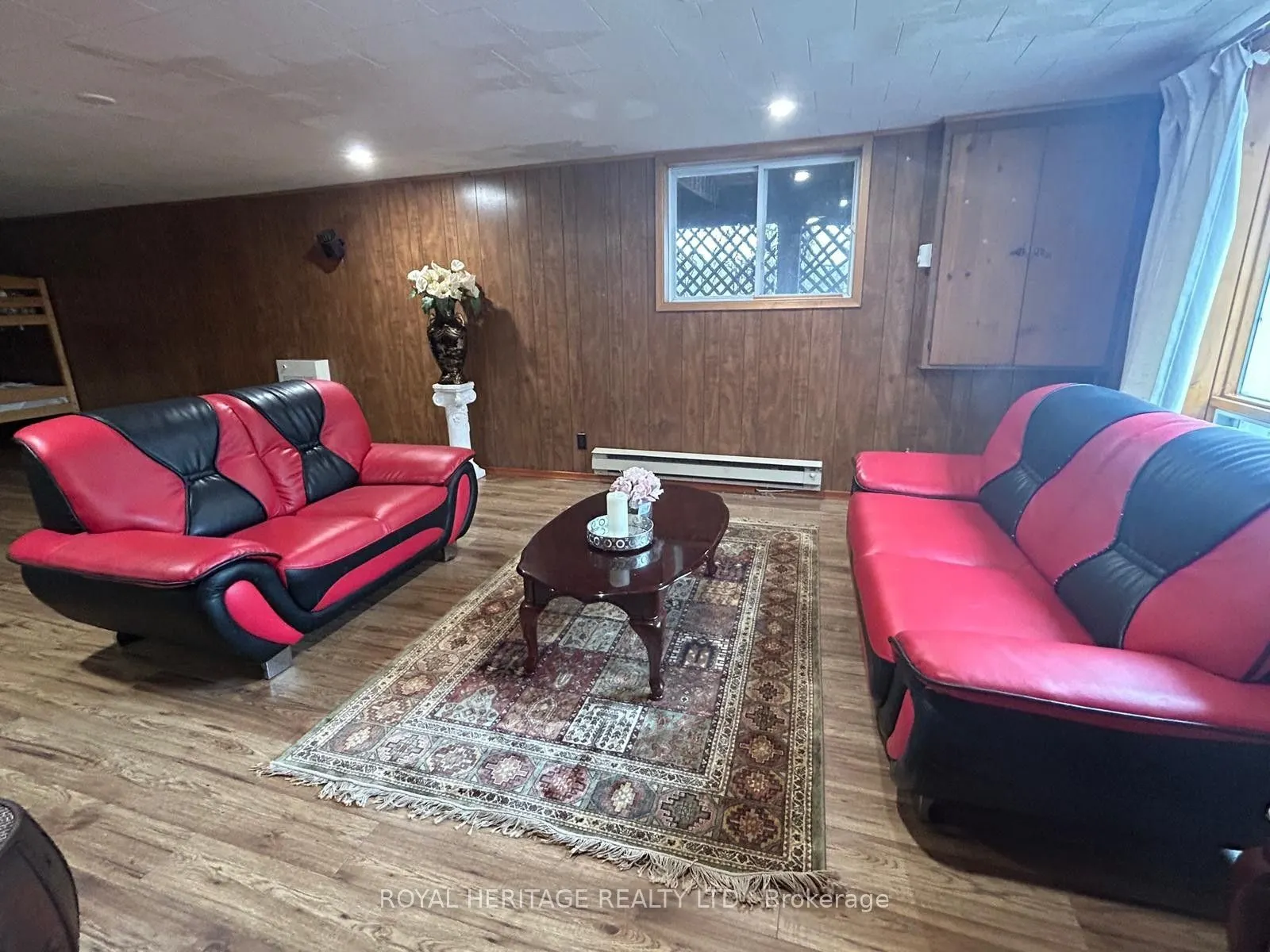 933 FERGUSON Road