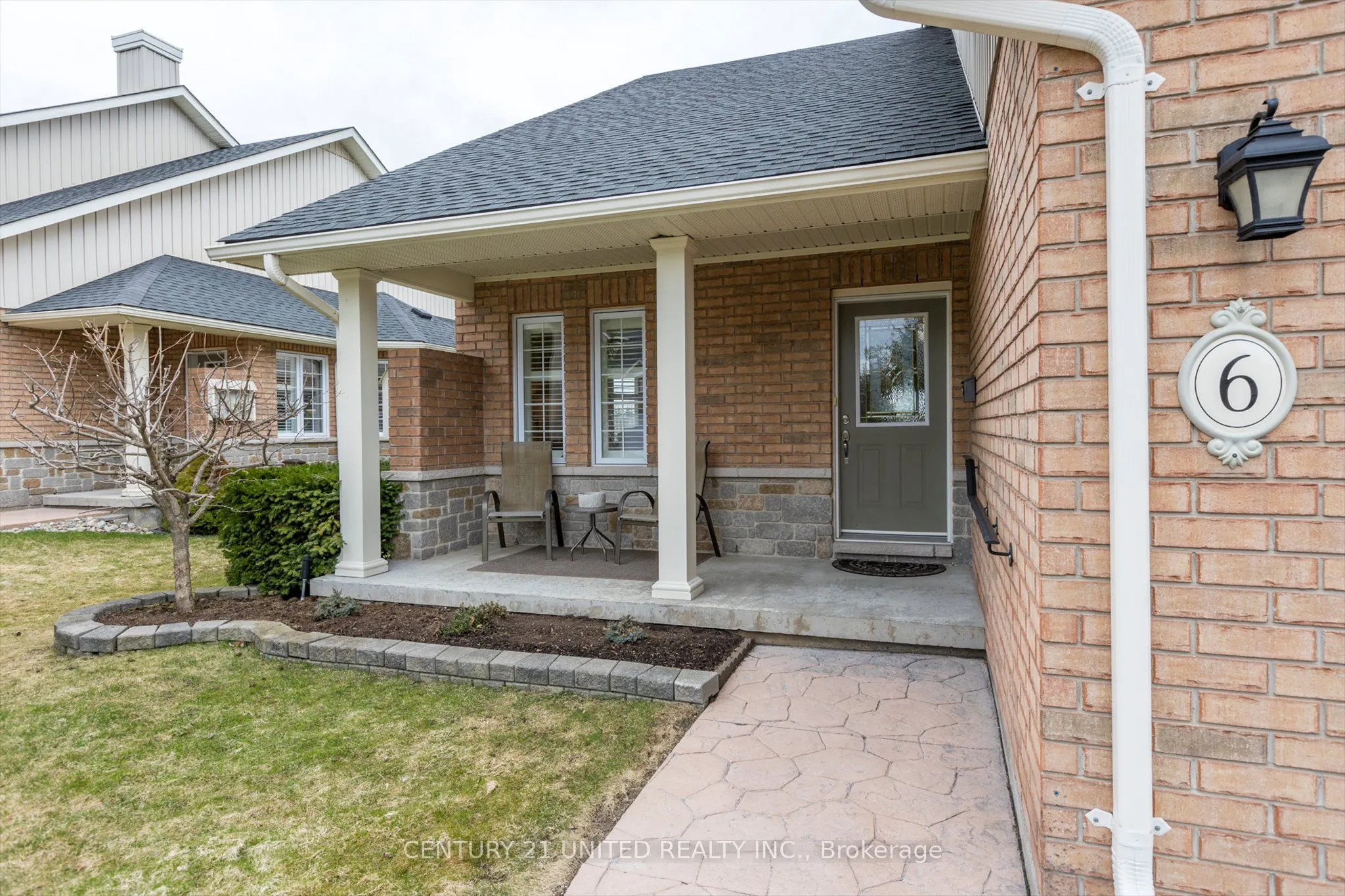 6 Village Crescent, #6