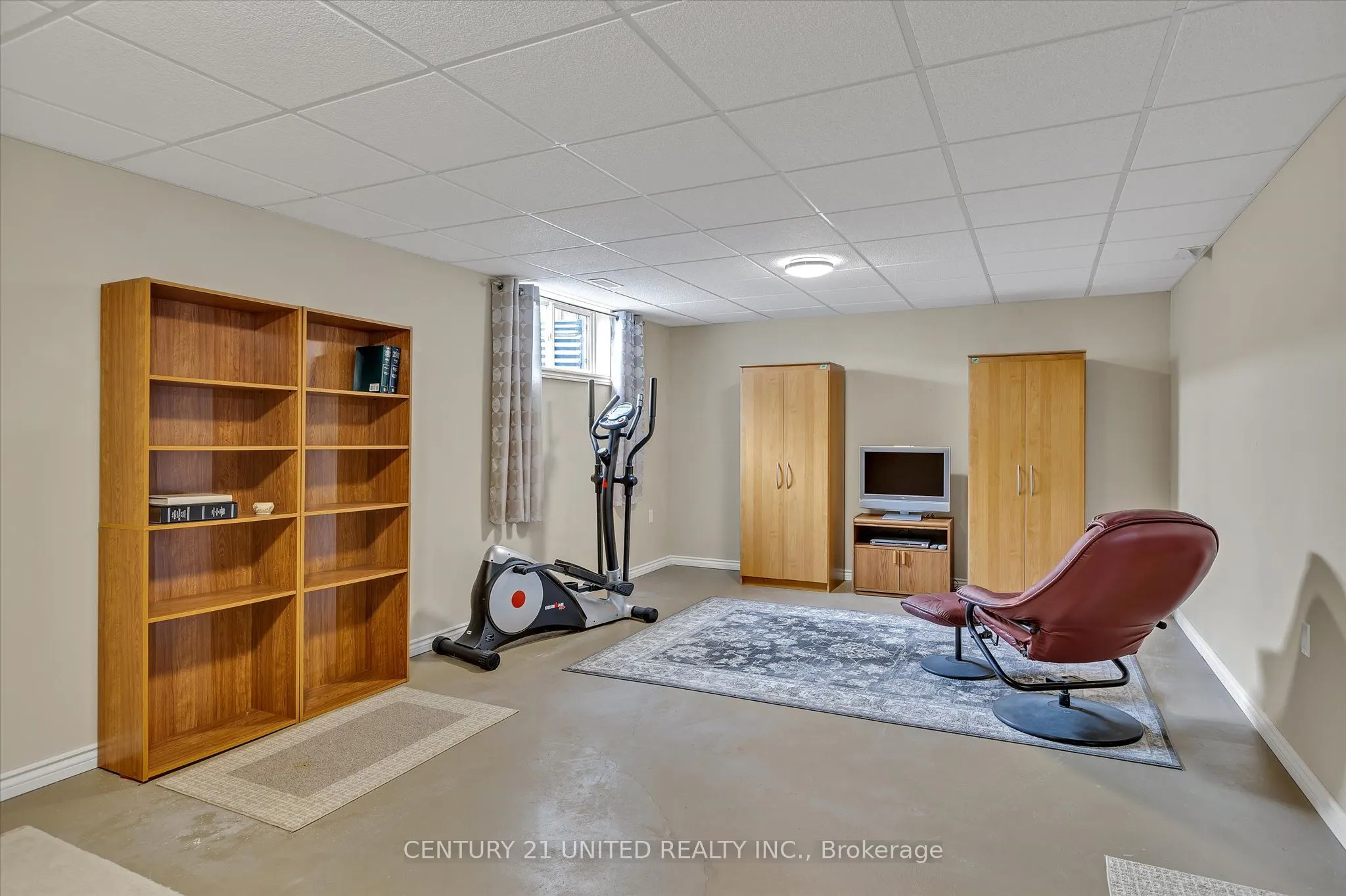 6 Village Crescent, #6