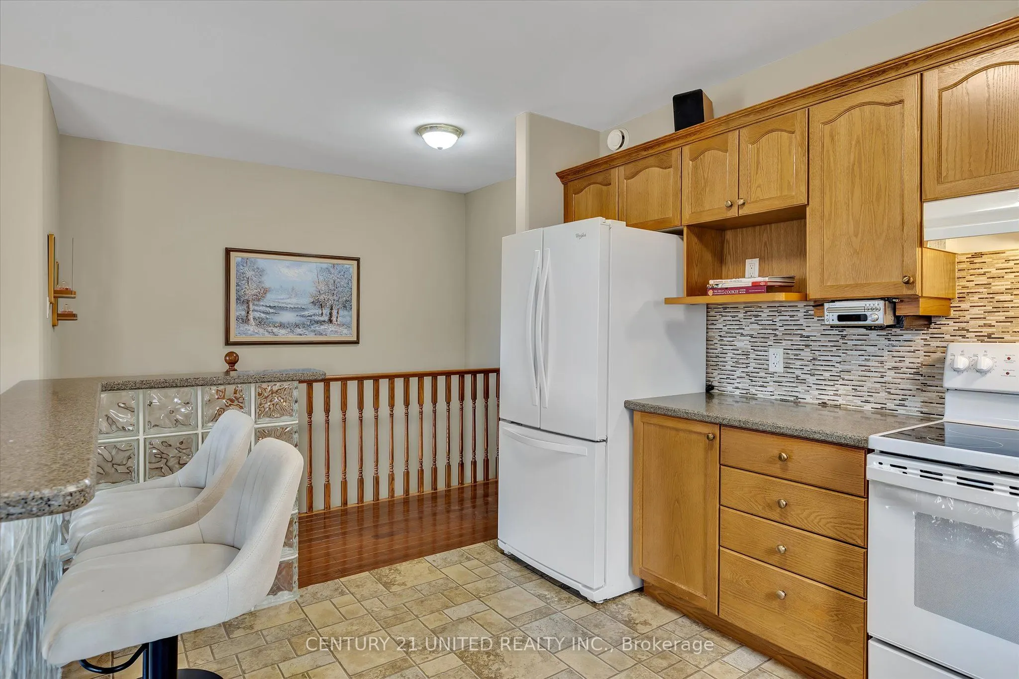 6 Village Crescent, #6
