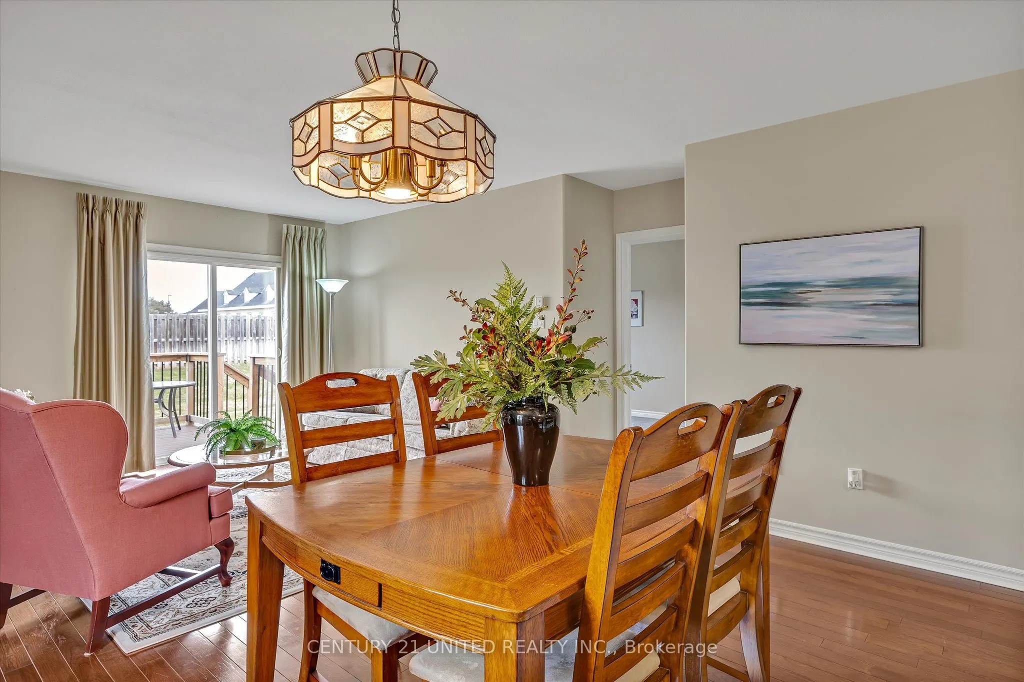 6 Village Crescent, #6