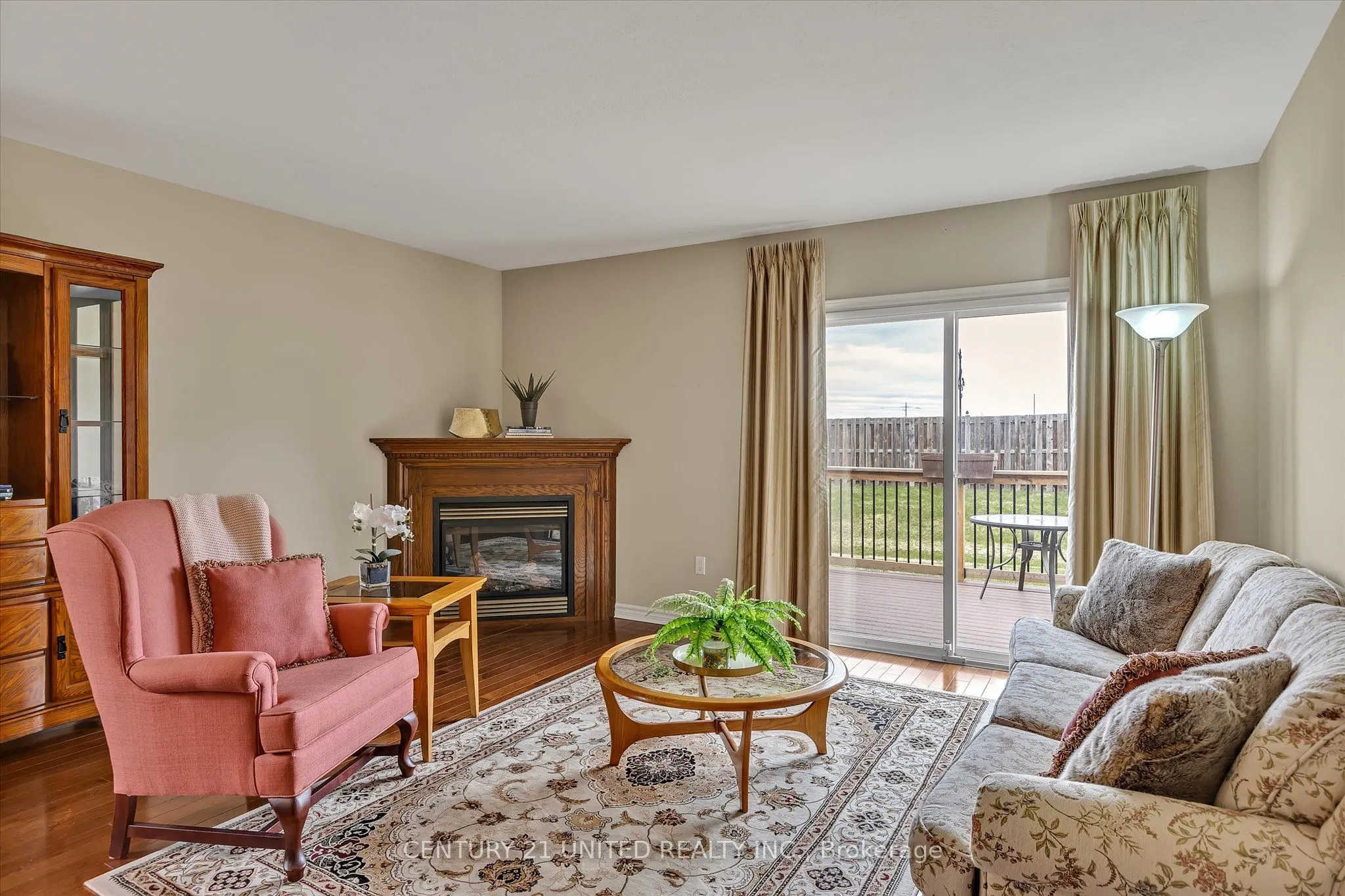 6 Village Crescent, #6