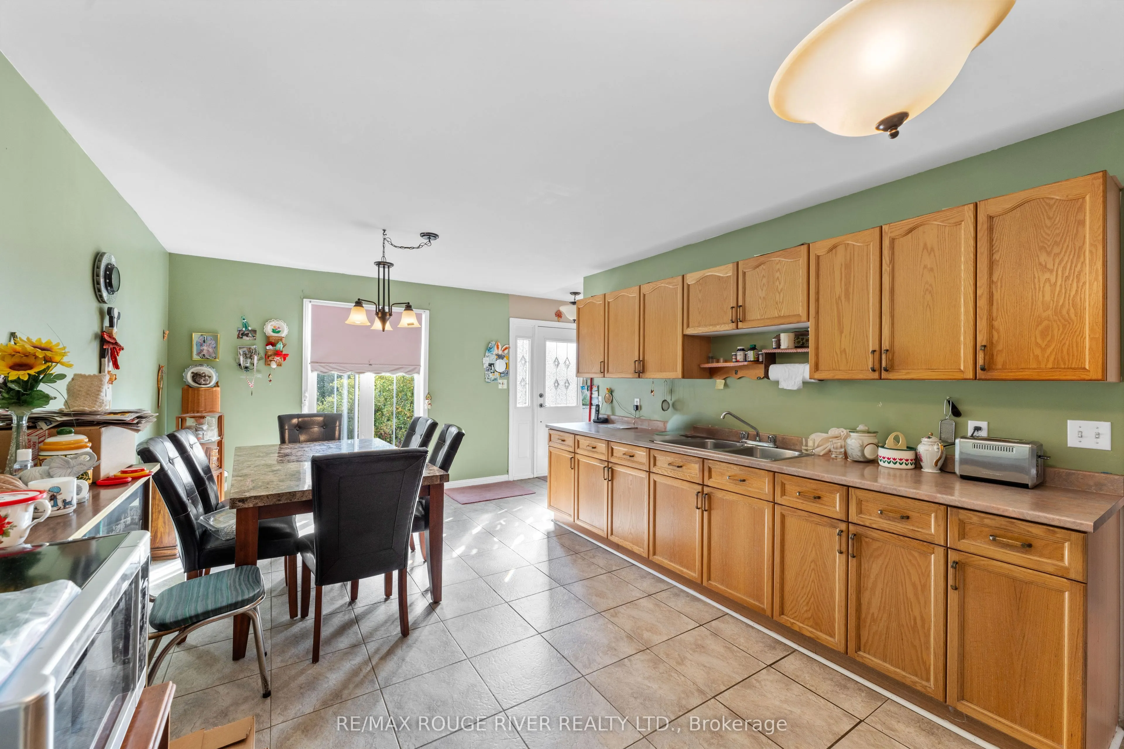 390 Jakobi Road