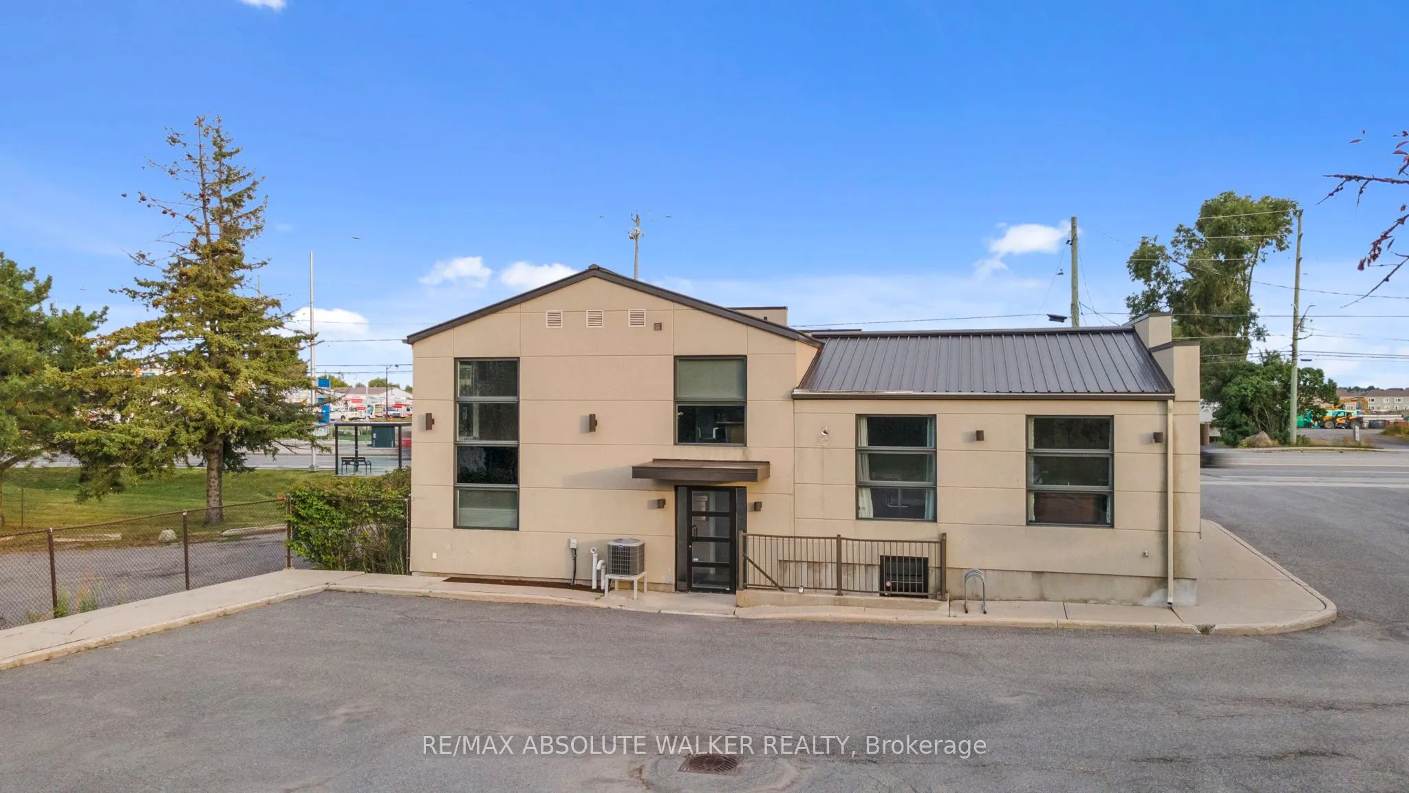 3591 Innes Road
