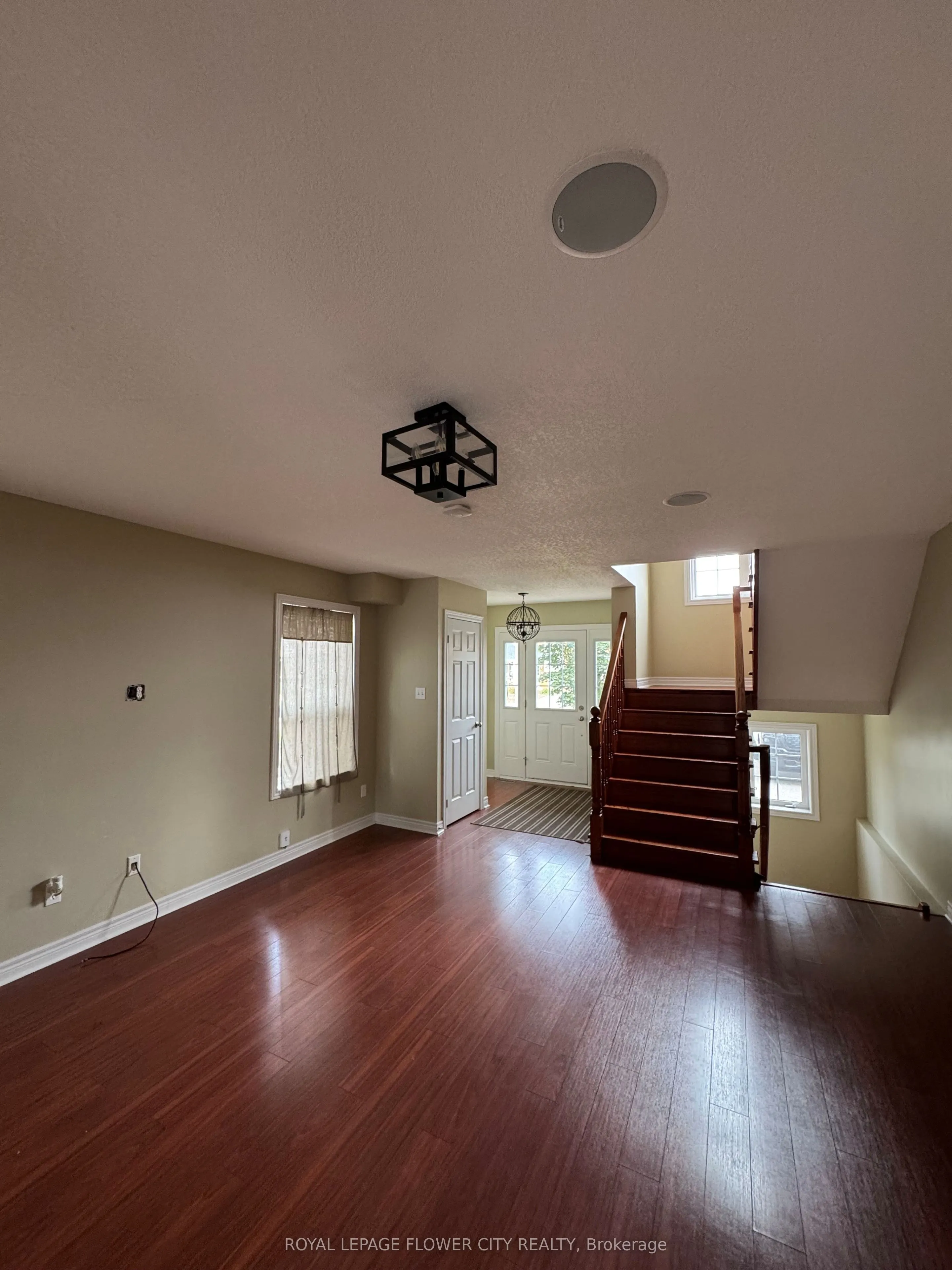 14 AVENUE EAST Avenue, #1462