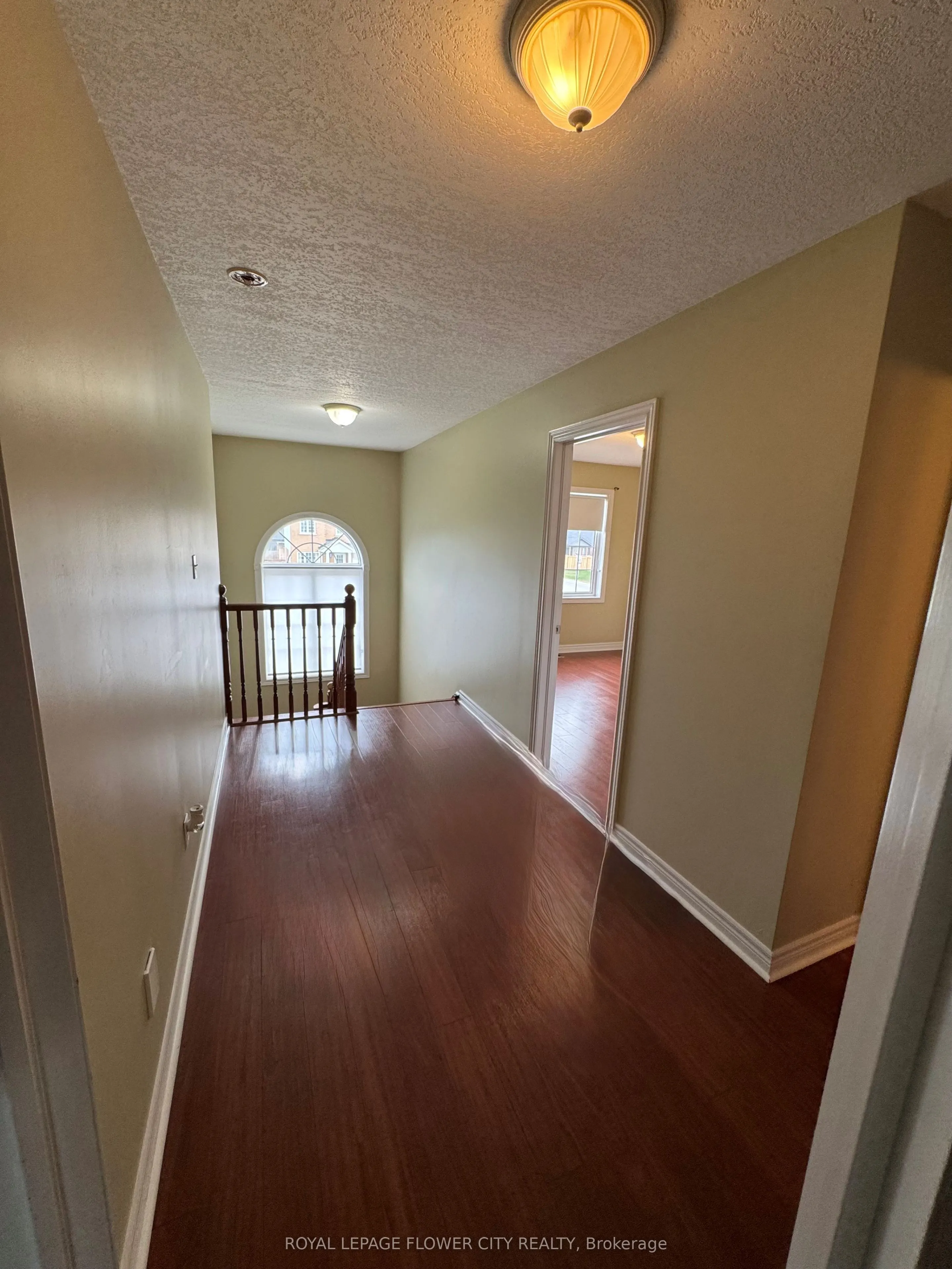 14 AVENUE EAST Avenue, #1462
