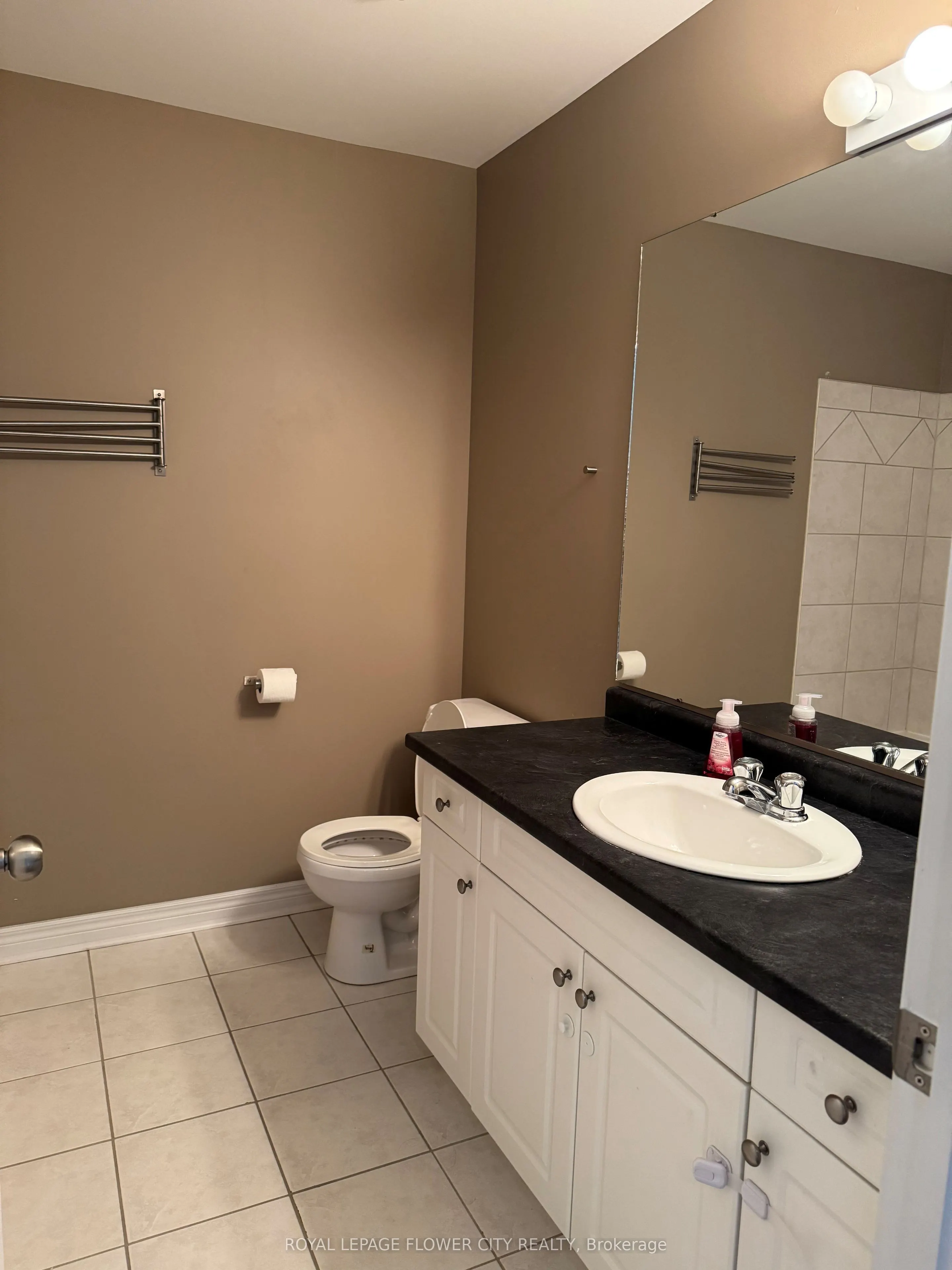 14 AVENUE EAST Avenue, #1462