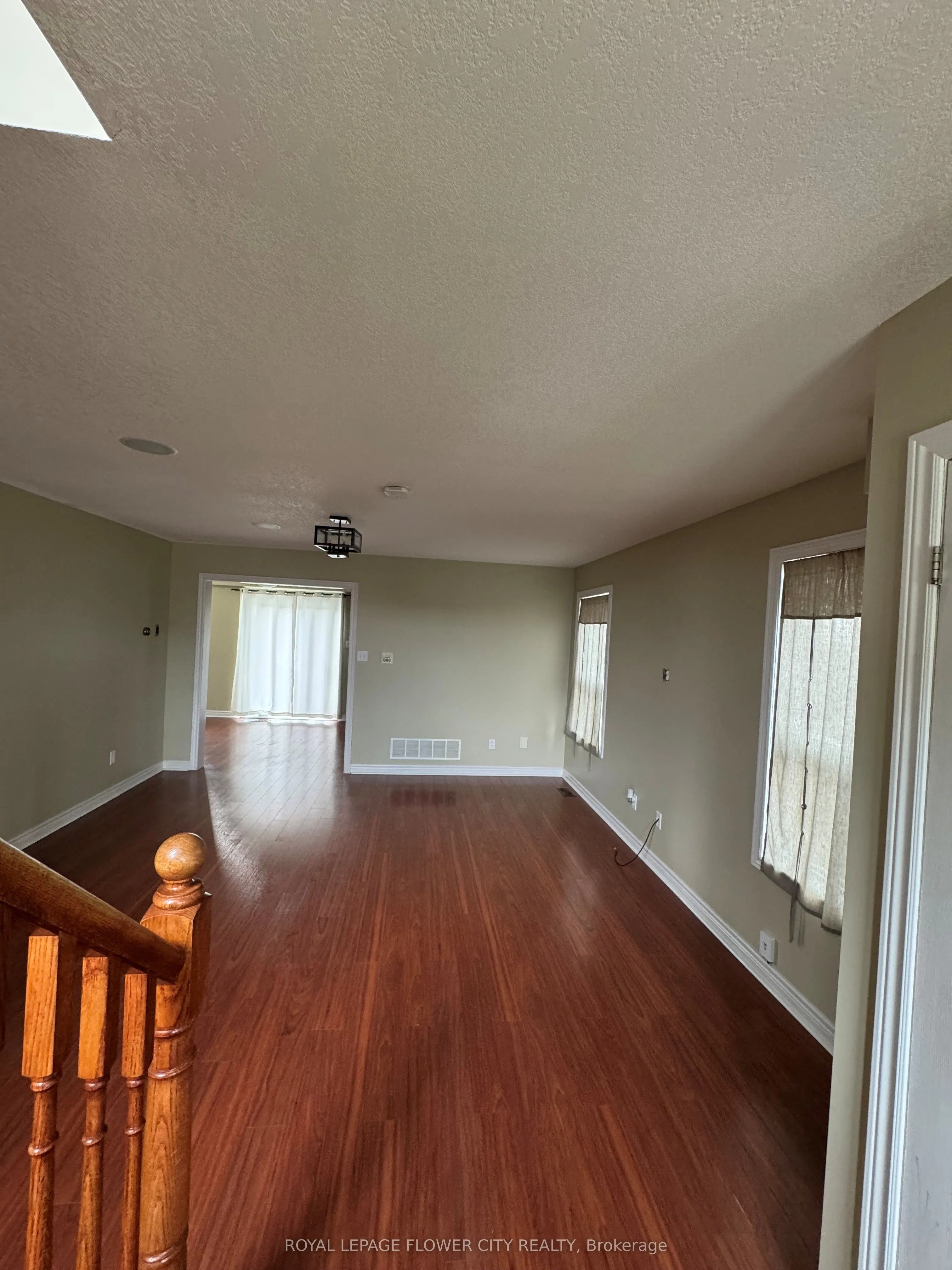 14 AVENUE EAST Avenue, #1462