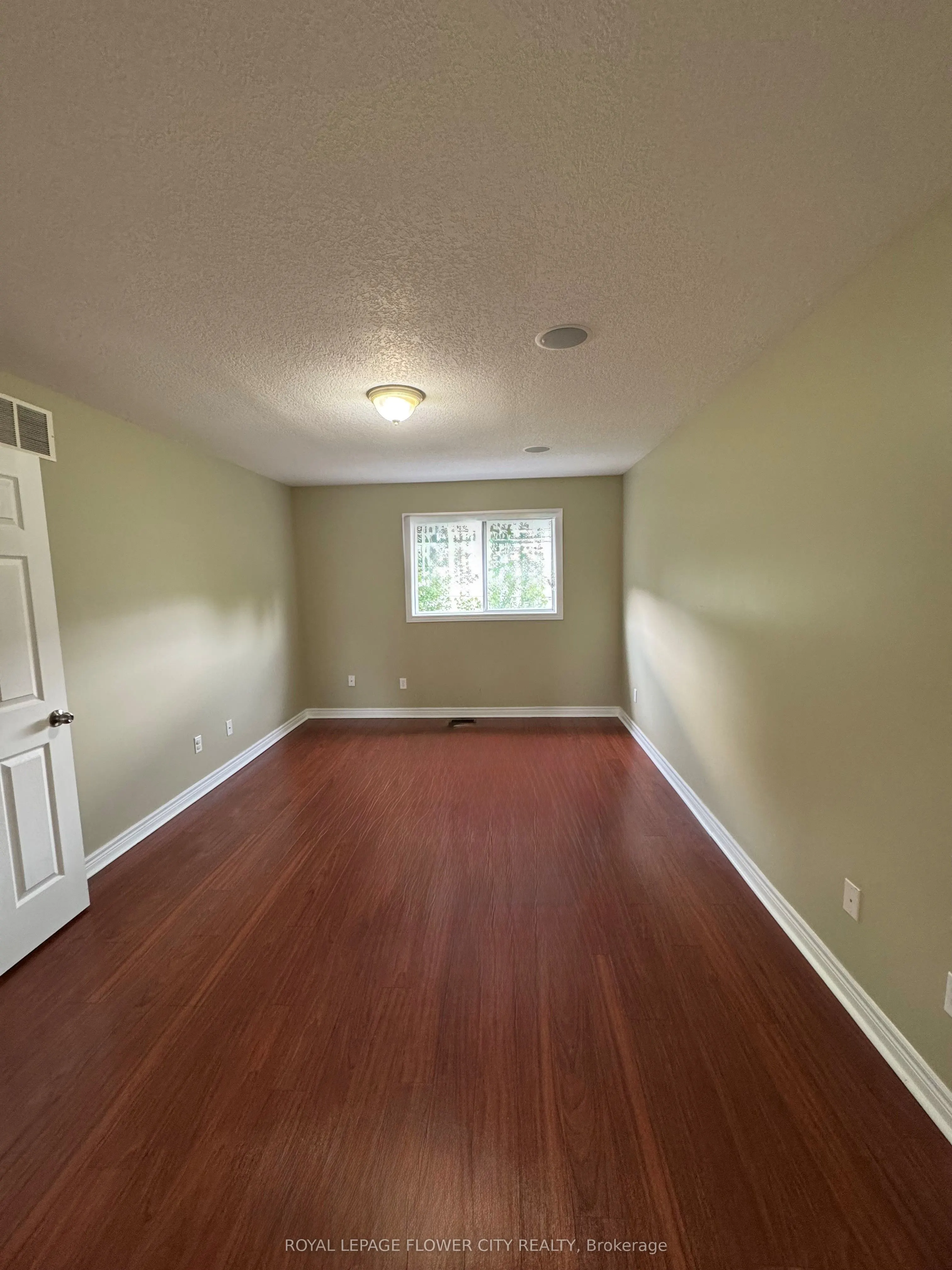 14 AVENUE EAST Avenue, #1462