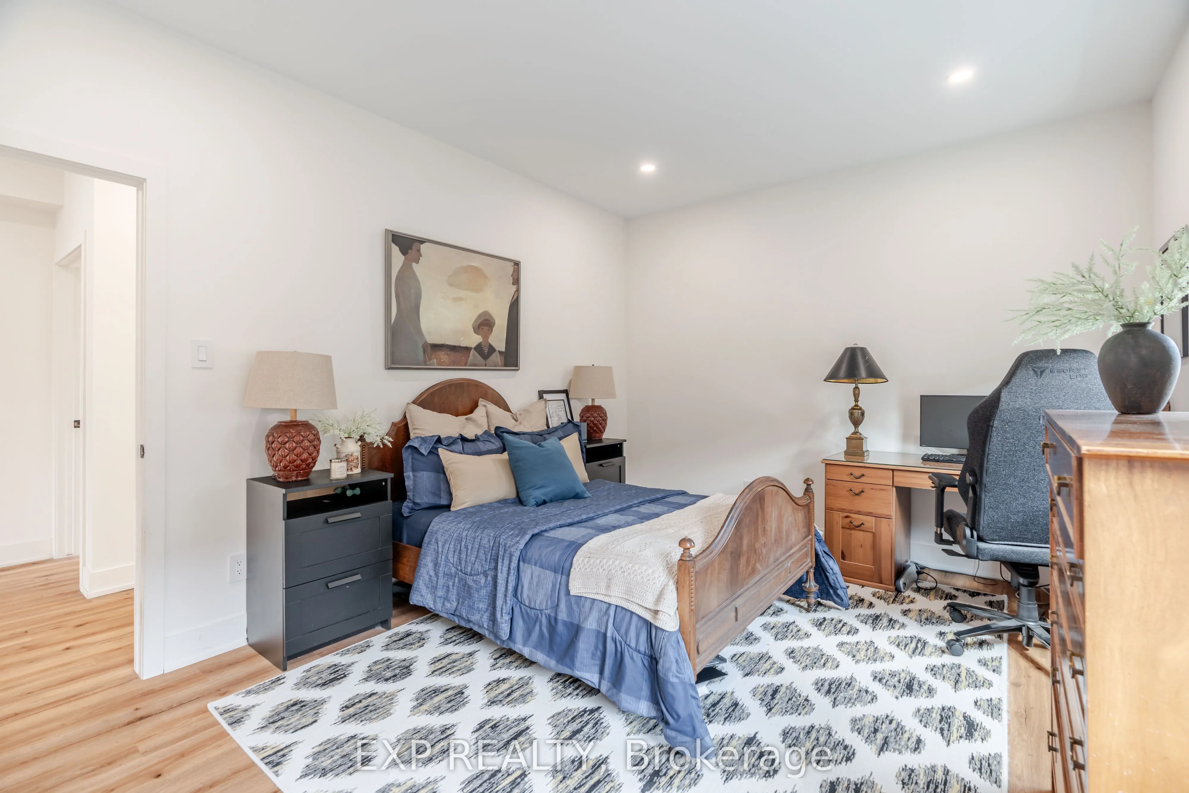 12A Viewmount Drive