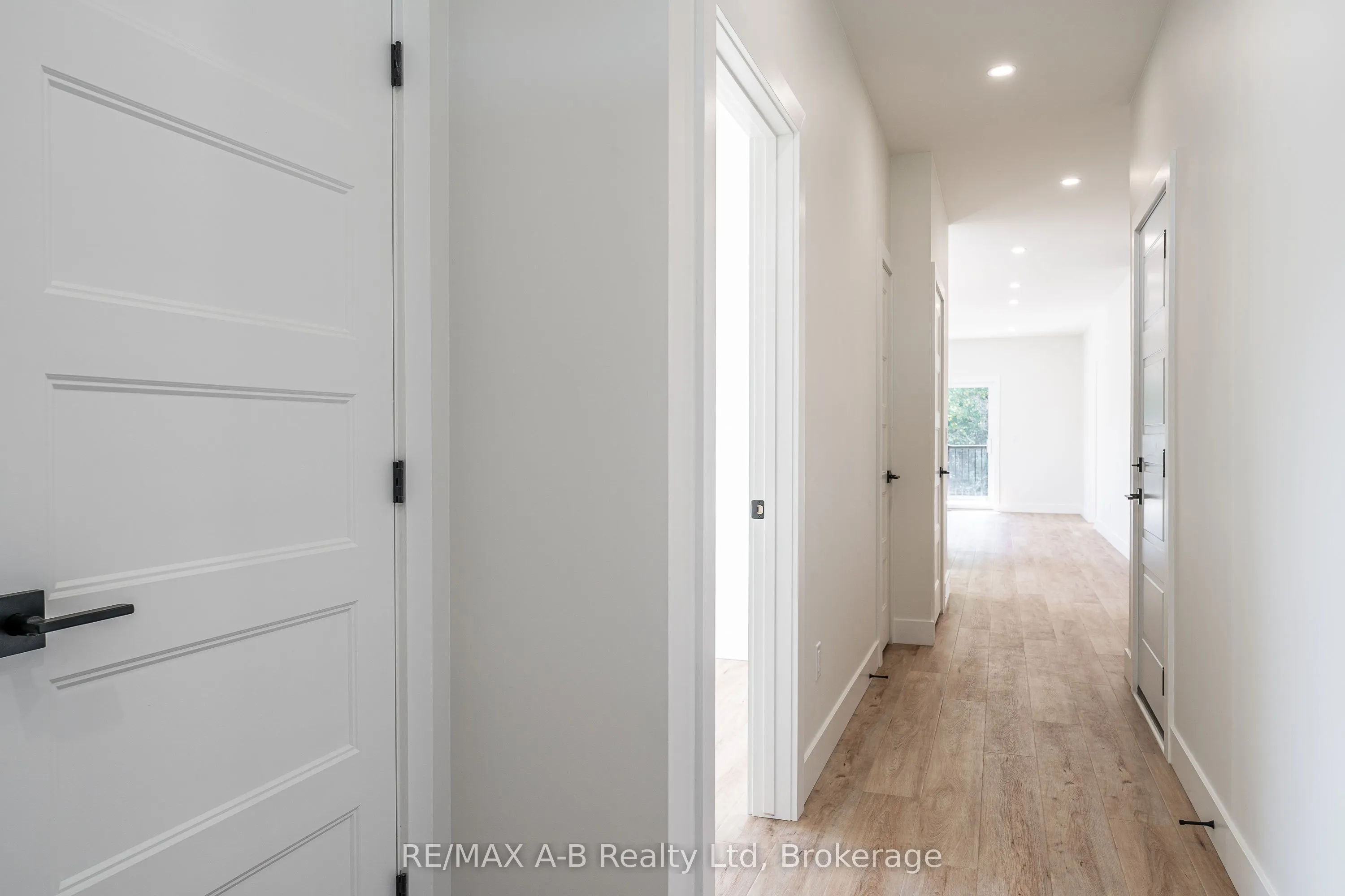 144 Hooper Street