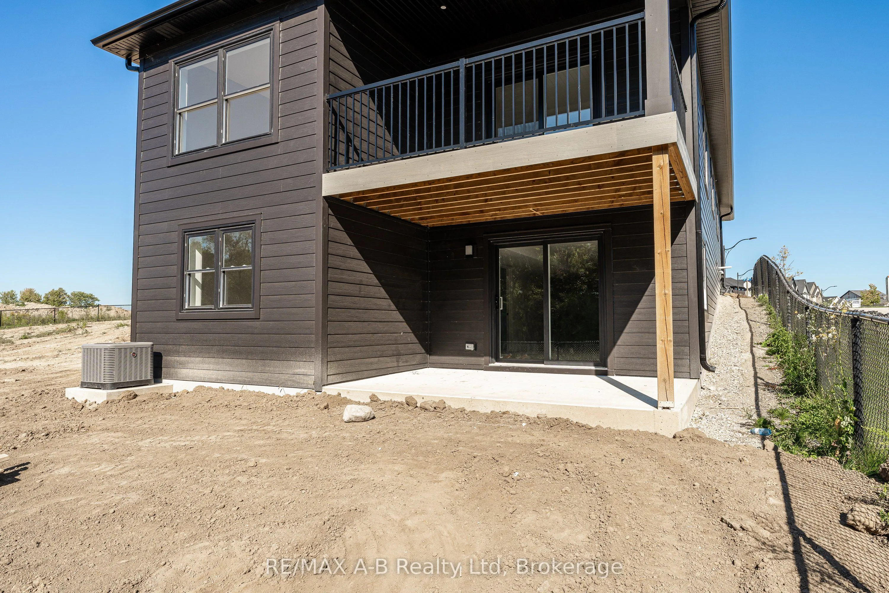 144 Hooper Street