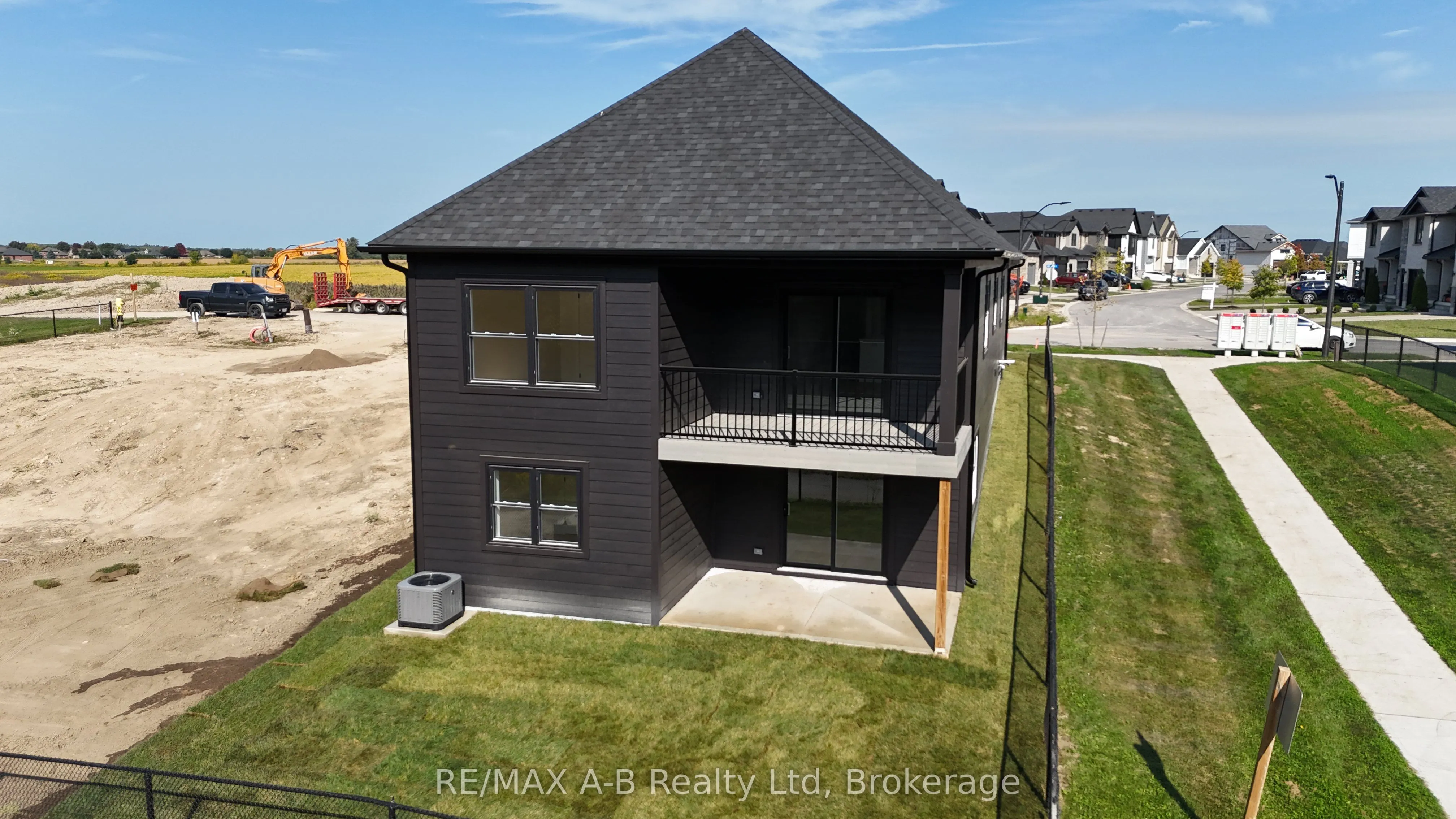 144 Hooper Street