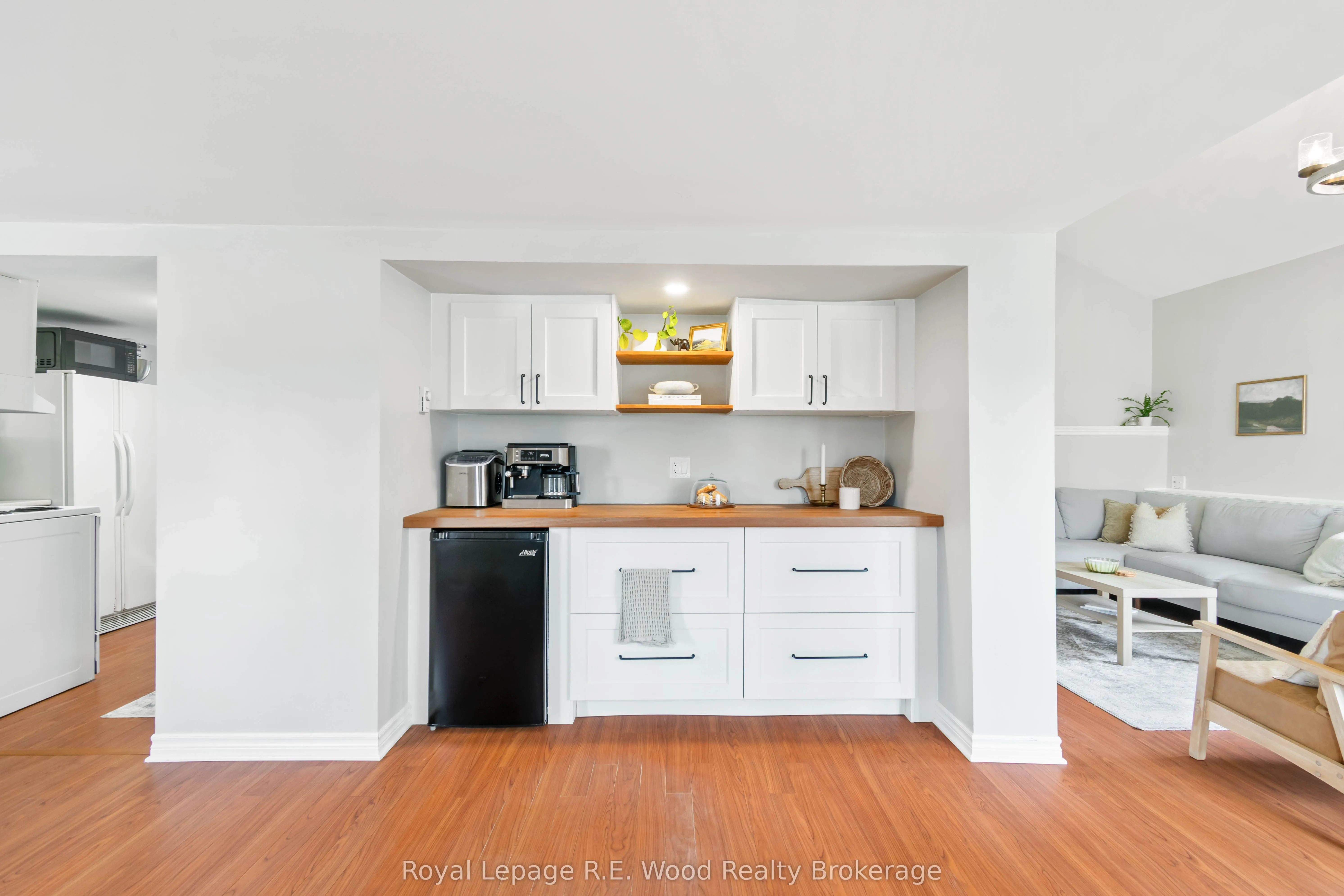 133 North Street E